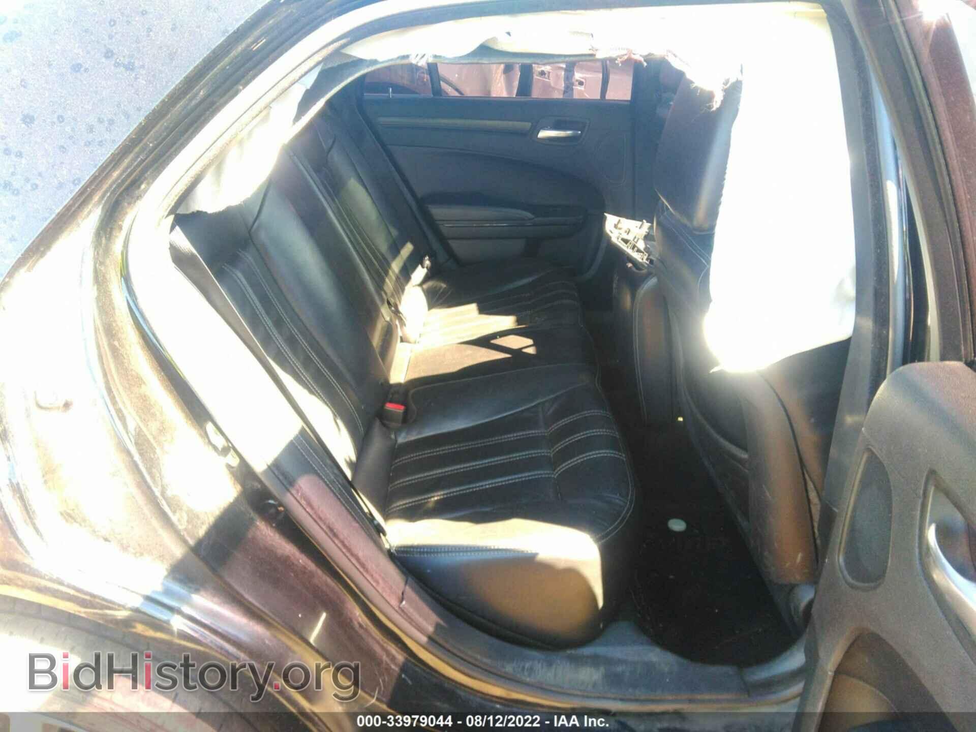 2014 CHRYSLER 300 - VIN: 2C3CCAGG2EH365994 - Фото 8