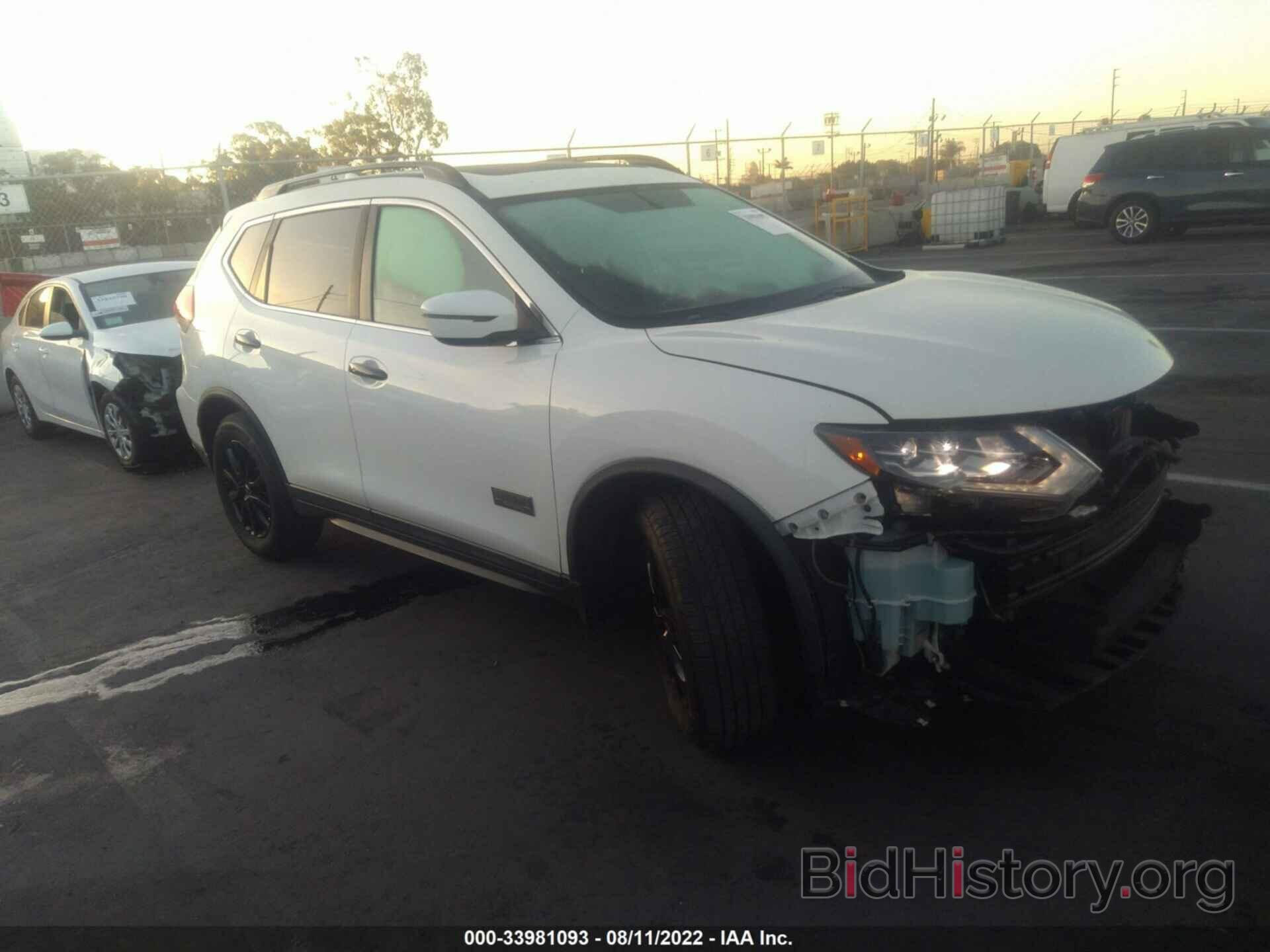 Photo 5N1AT2MTXHC768005 - NISSAN ROGUE 2017