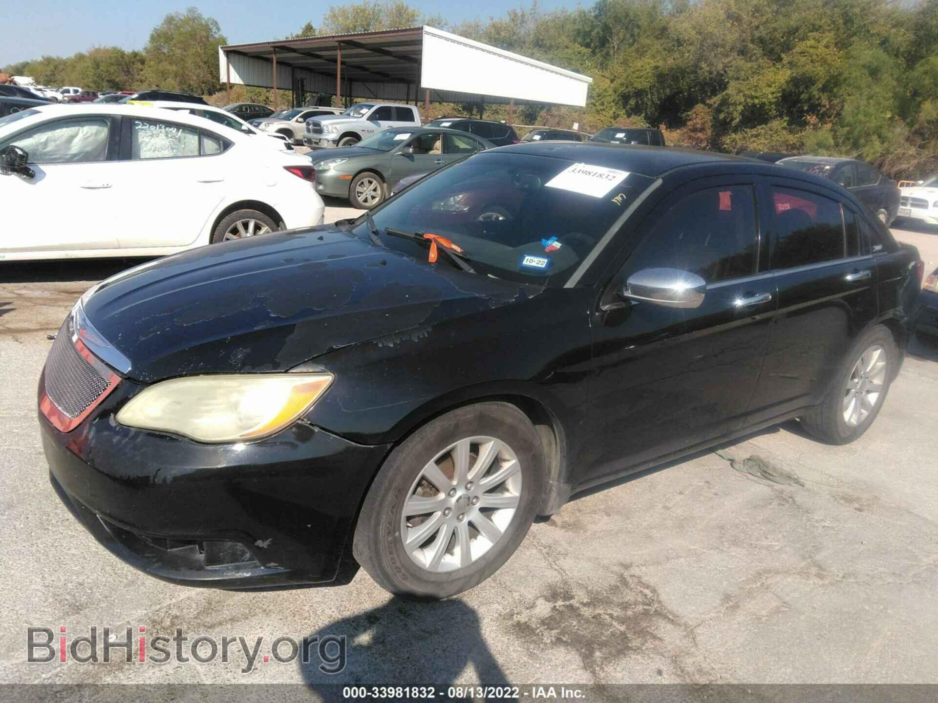 2013 CHRYSLER 200 - VIN: 1C3CCBCG8DN514930 - Photo 2