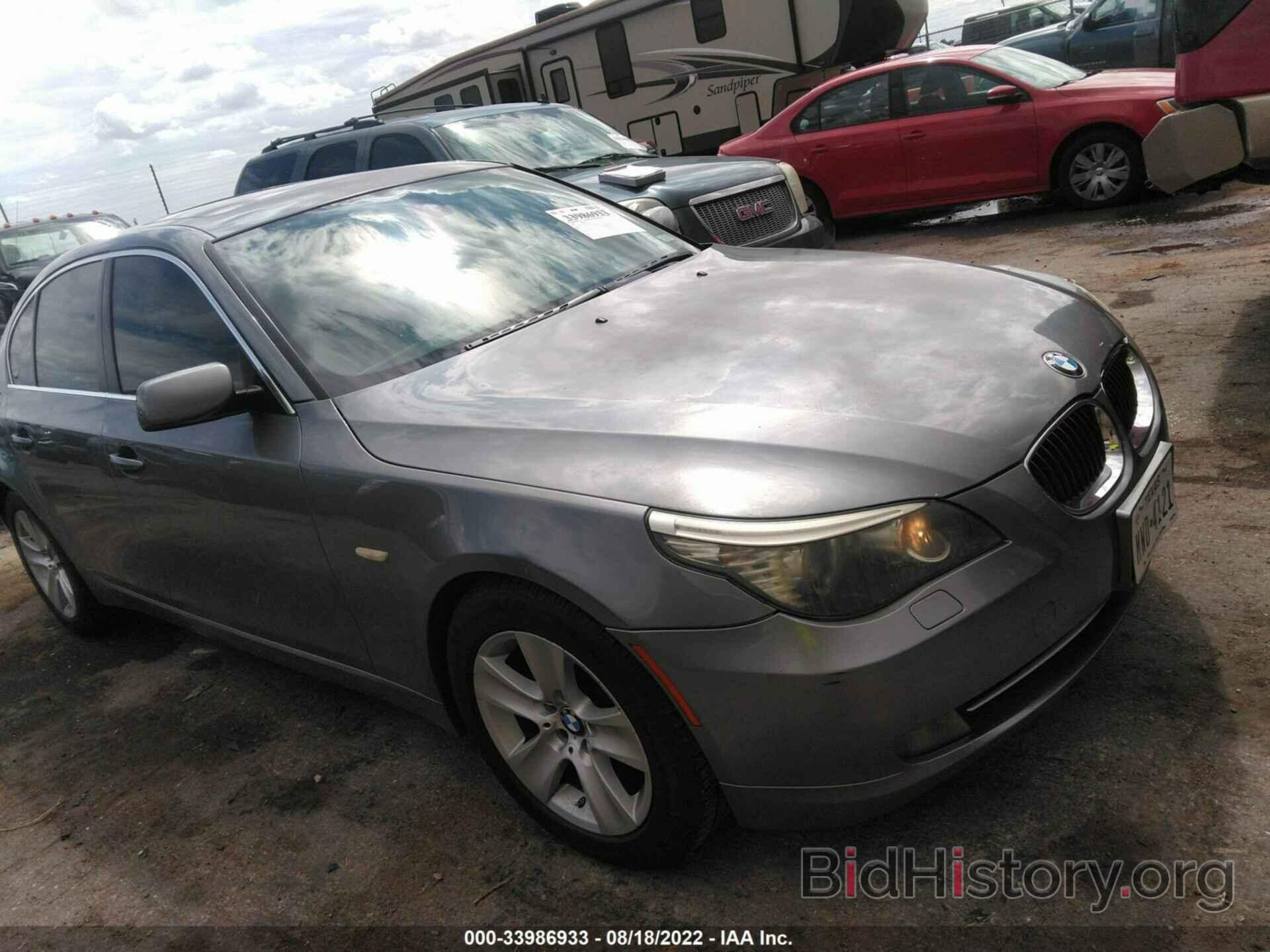 Photo WBANV13538CZ59498 - BMW 5 SERIES 2008