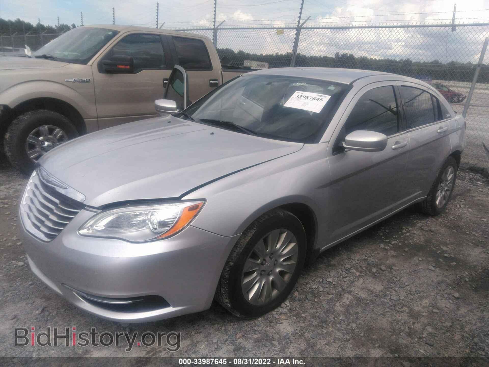 2012 CHRYSLER 200 - VIN: 1C3CCBAB5CN100428 - Фото 2