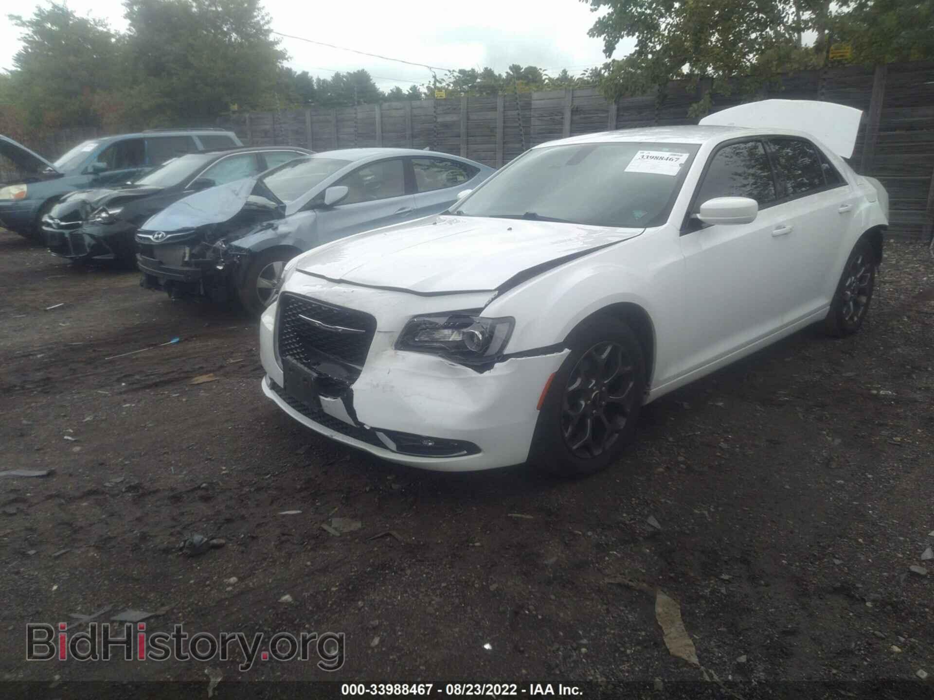 2015 CHRYSLER 300 - VIN: 2C3CCAGG1FH814373 - Фото 2