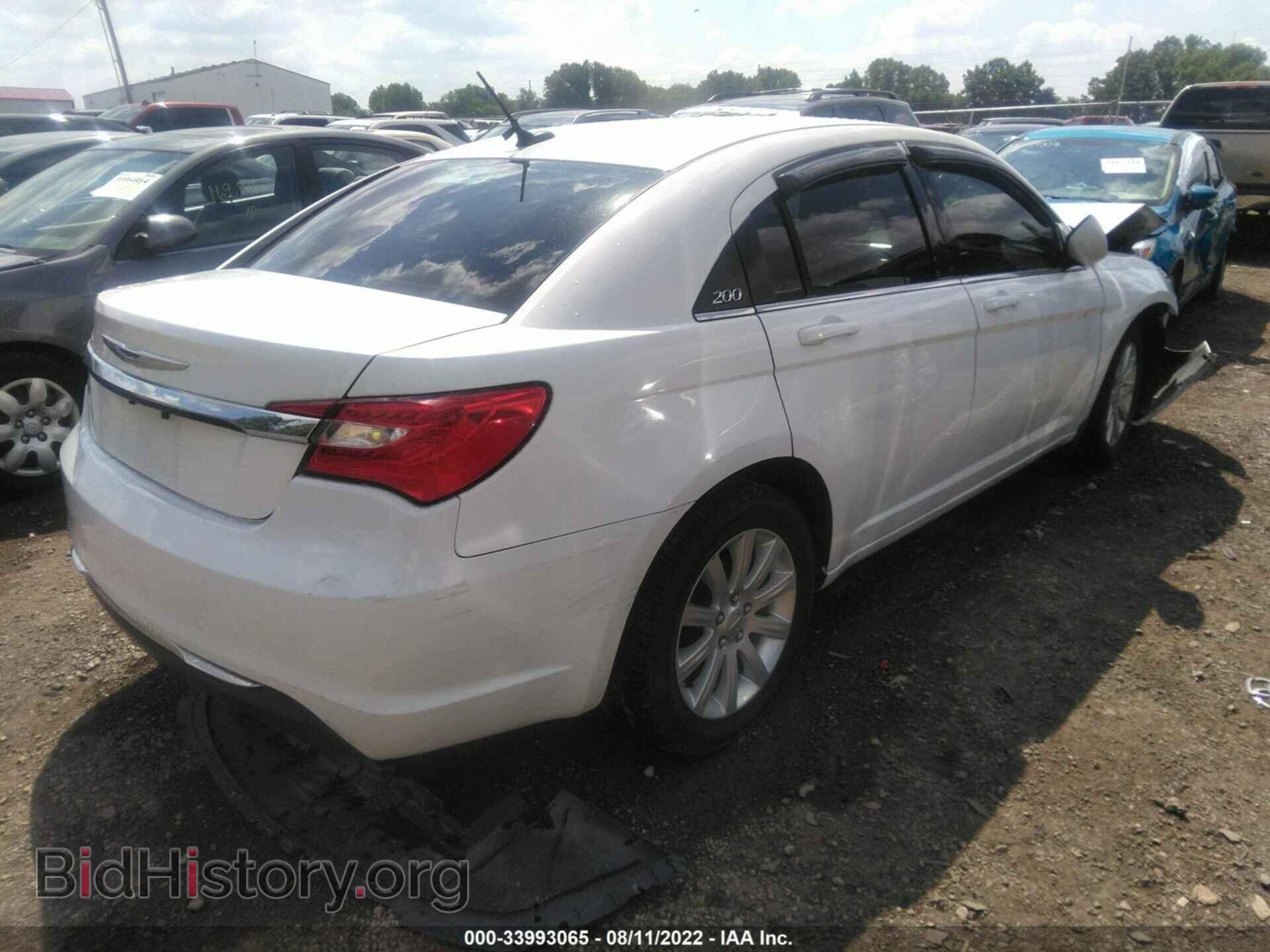 2012 CHRYSLER 200 - VIN: 1C3CCBBG3CN249284 - Фото 4