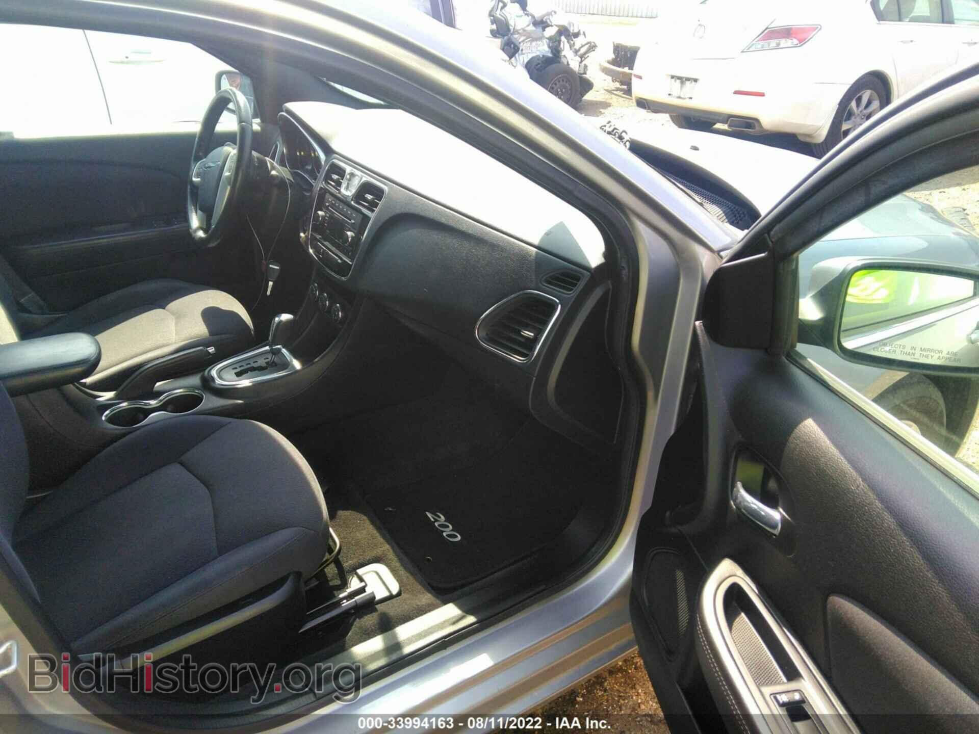 2014 CHRYSLER 200 - VIN: 1C3CCBBG4EN105939 - Фото 5