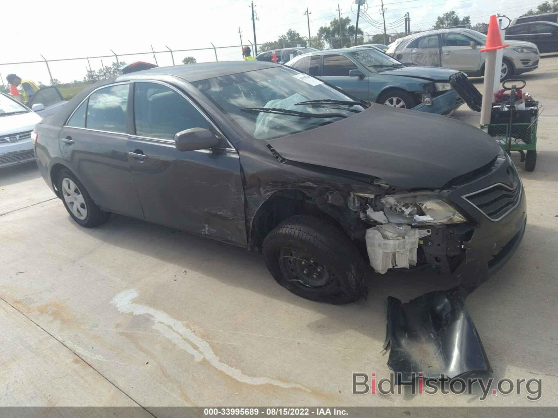 Photo 4T1BF3EK6BU181504 - TOYOTA CAMRY 2011