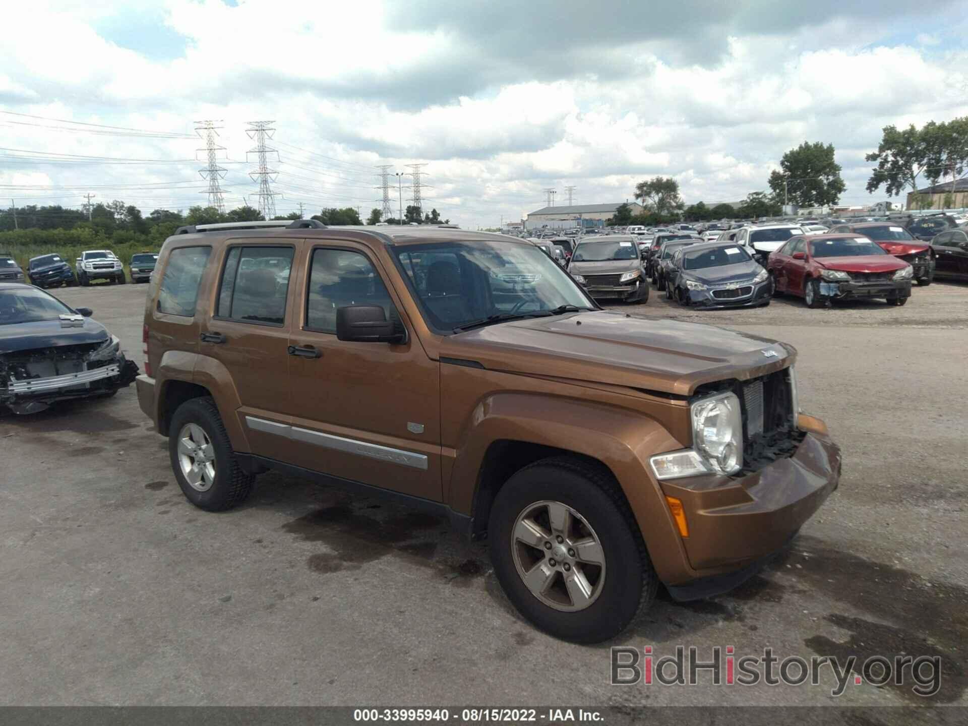 Photo 1J4PN2GK4BW558477 - JEEP LIBERTY 2011