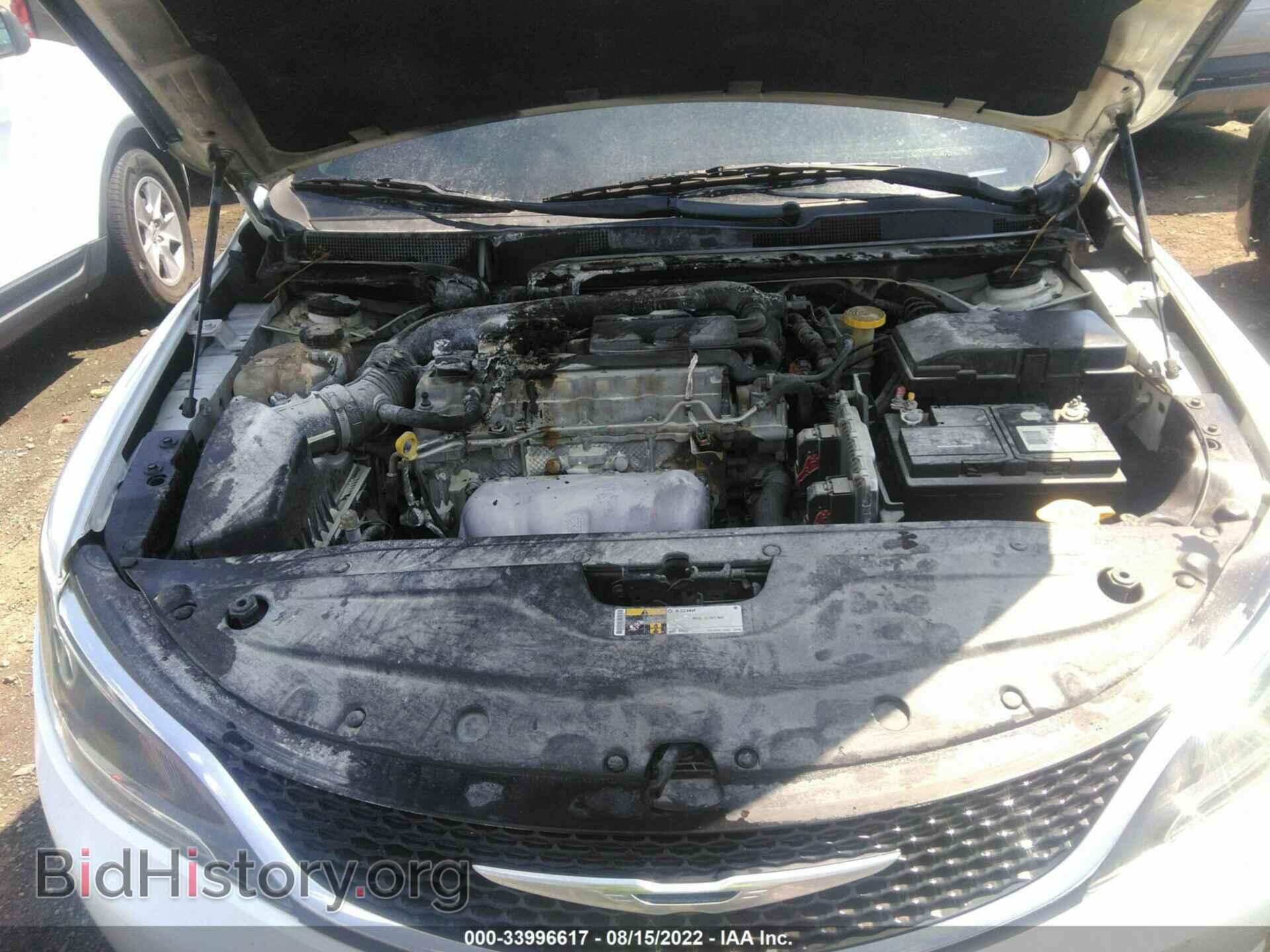 2016 CHRYSLER 200 - VIN: 1C3CCCAB0GN191880 - Фото 6
