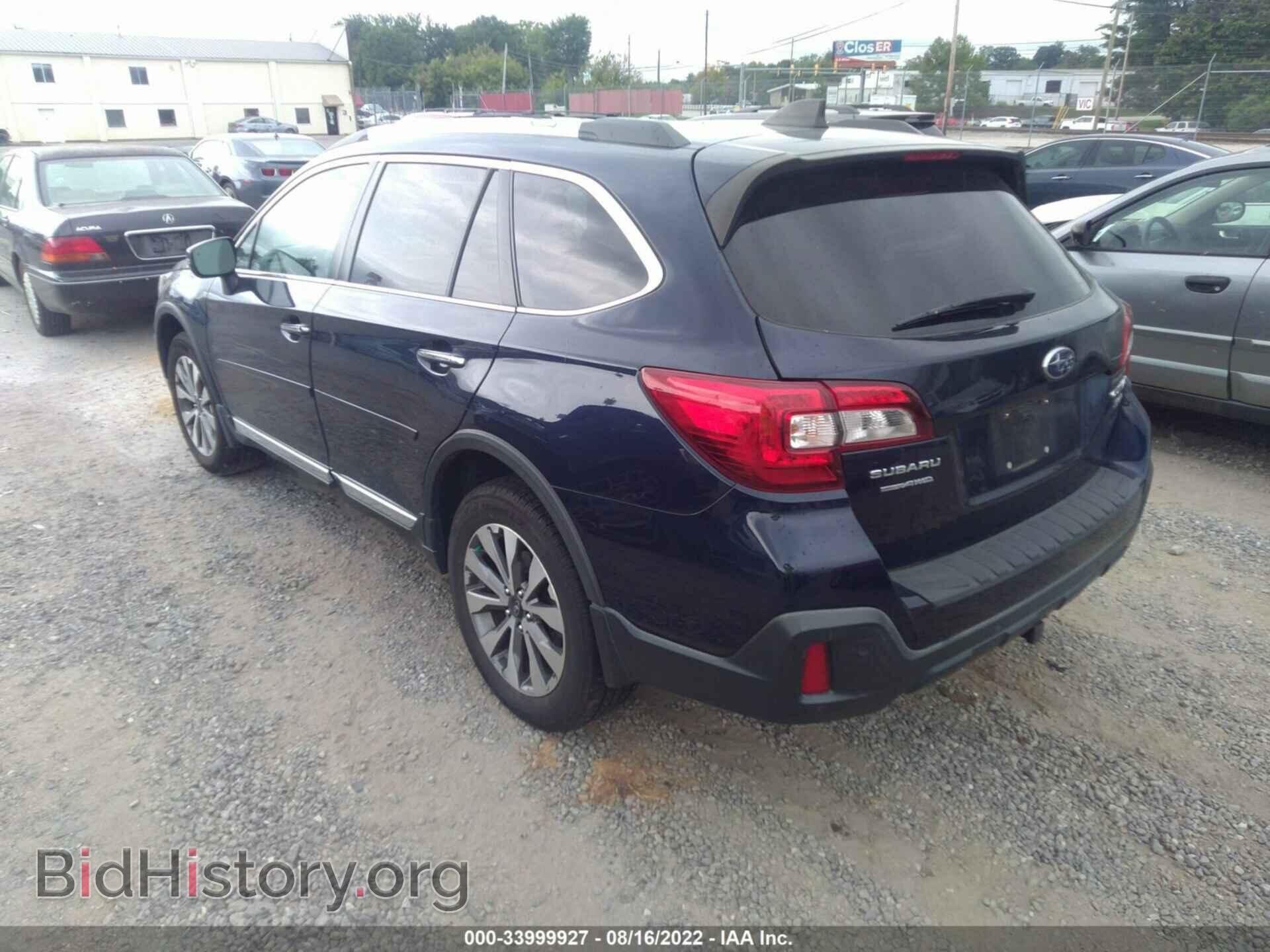 2018 SUBARU OUTBACK - VIN: 4S4BSETC9J3205463 - Фото 3