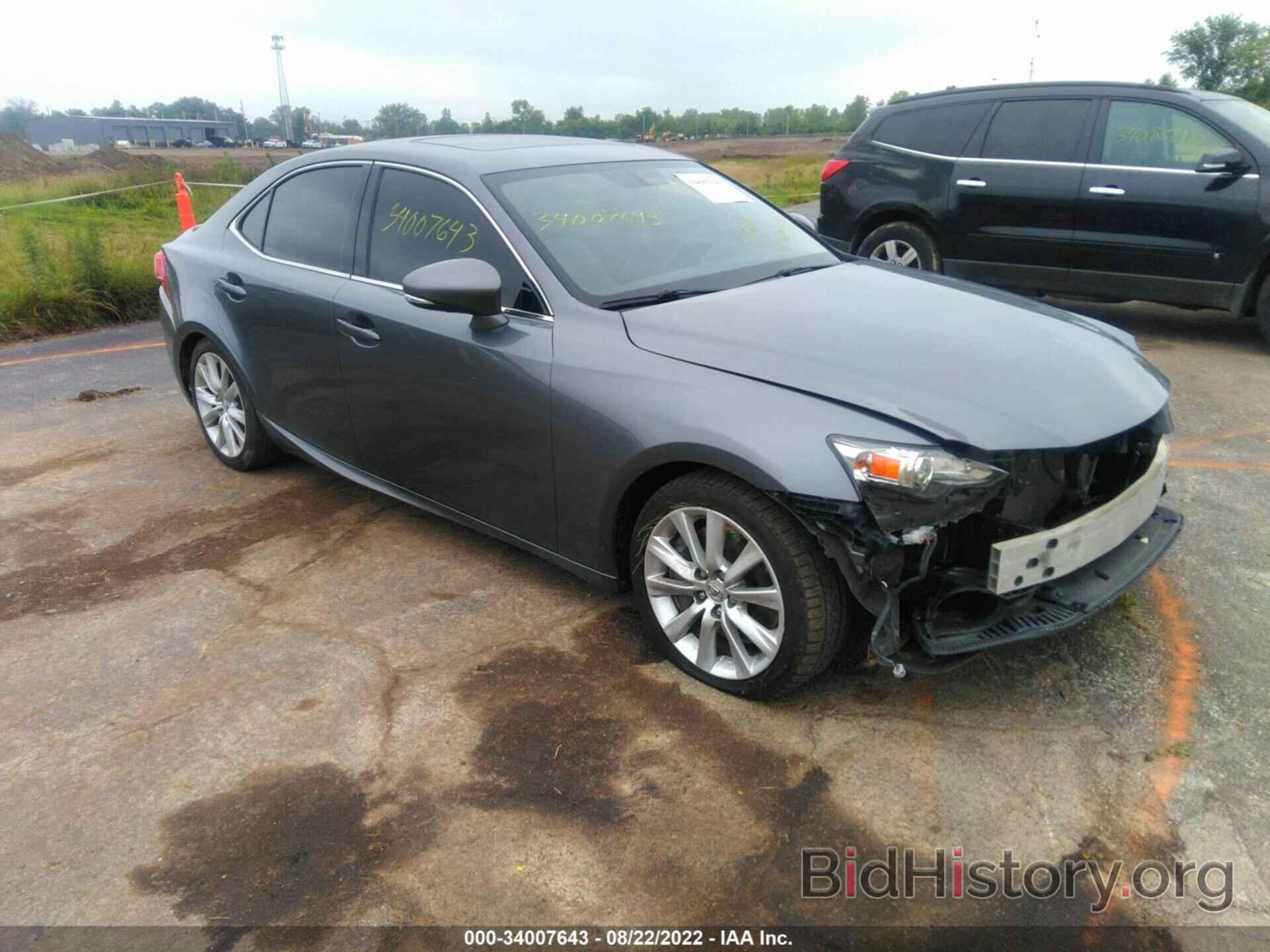 Photo JTHCM1D25G5007475 - LEXUS IS 300 2016