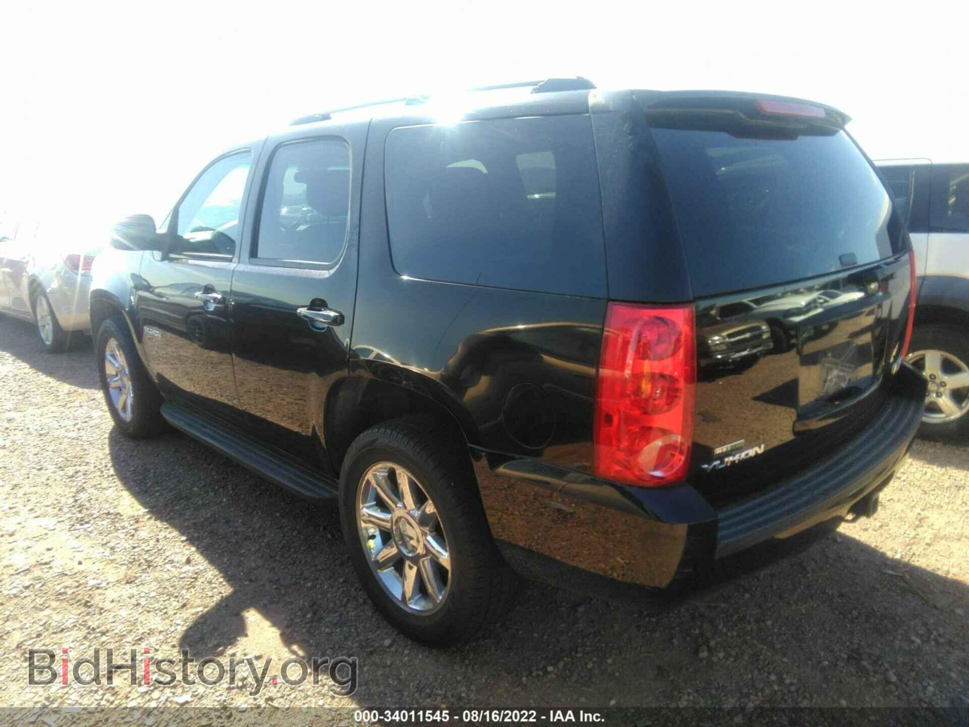2011 GMC YUKON - VIN: 1GKS1AE02BR328821 - Photo 3