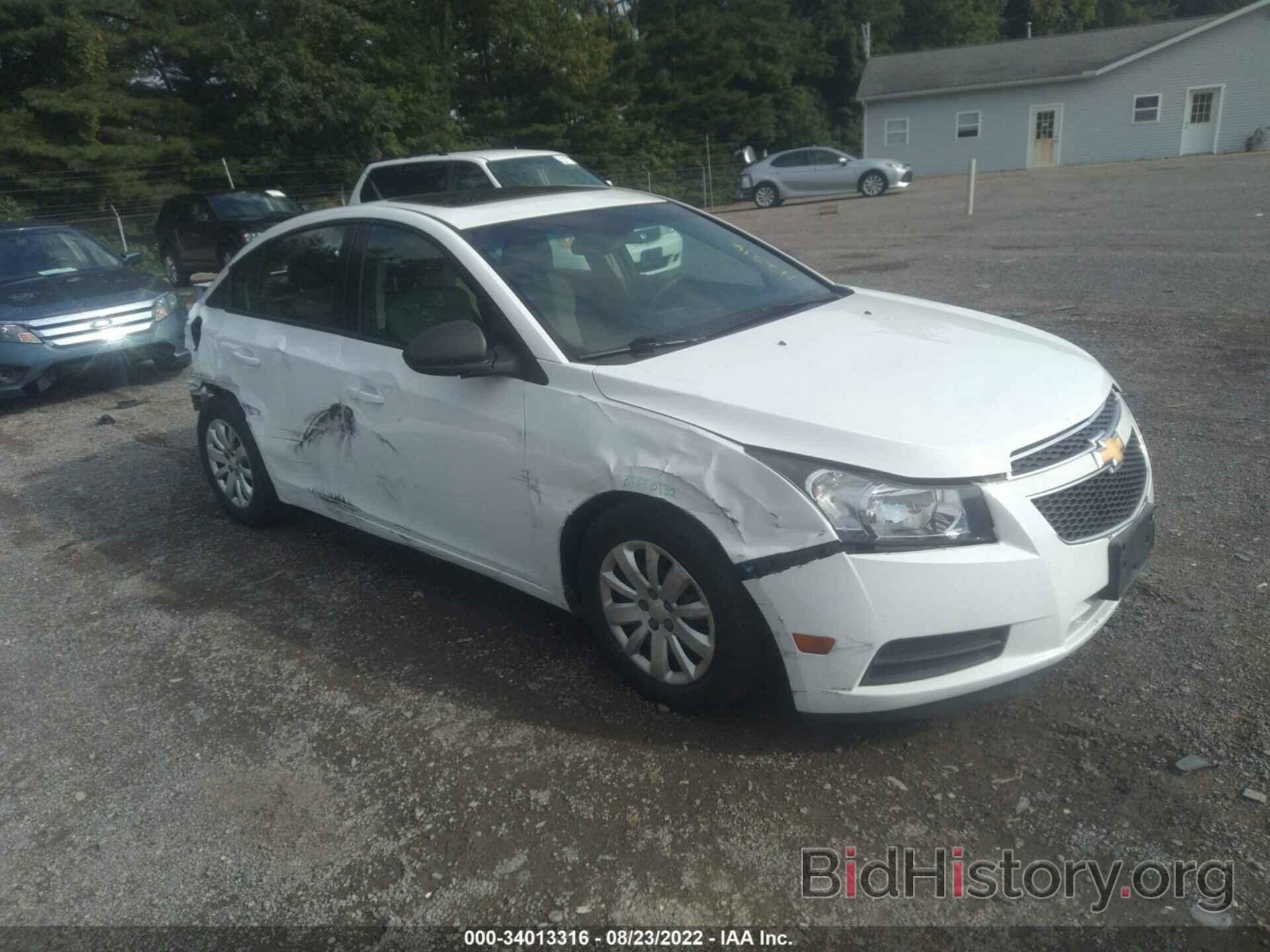 Photo 1G1PA5SH4D7113516 - CHEVROLET CRUZE 2013