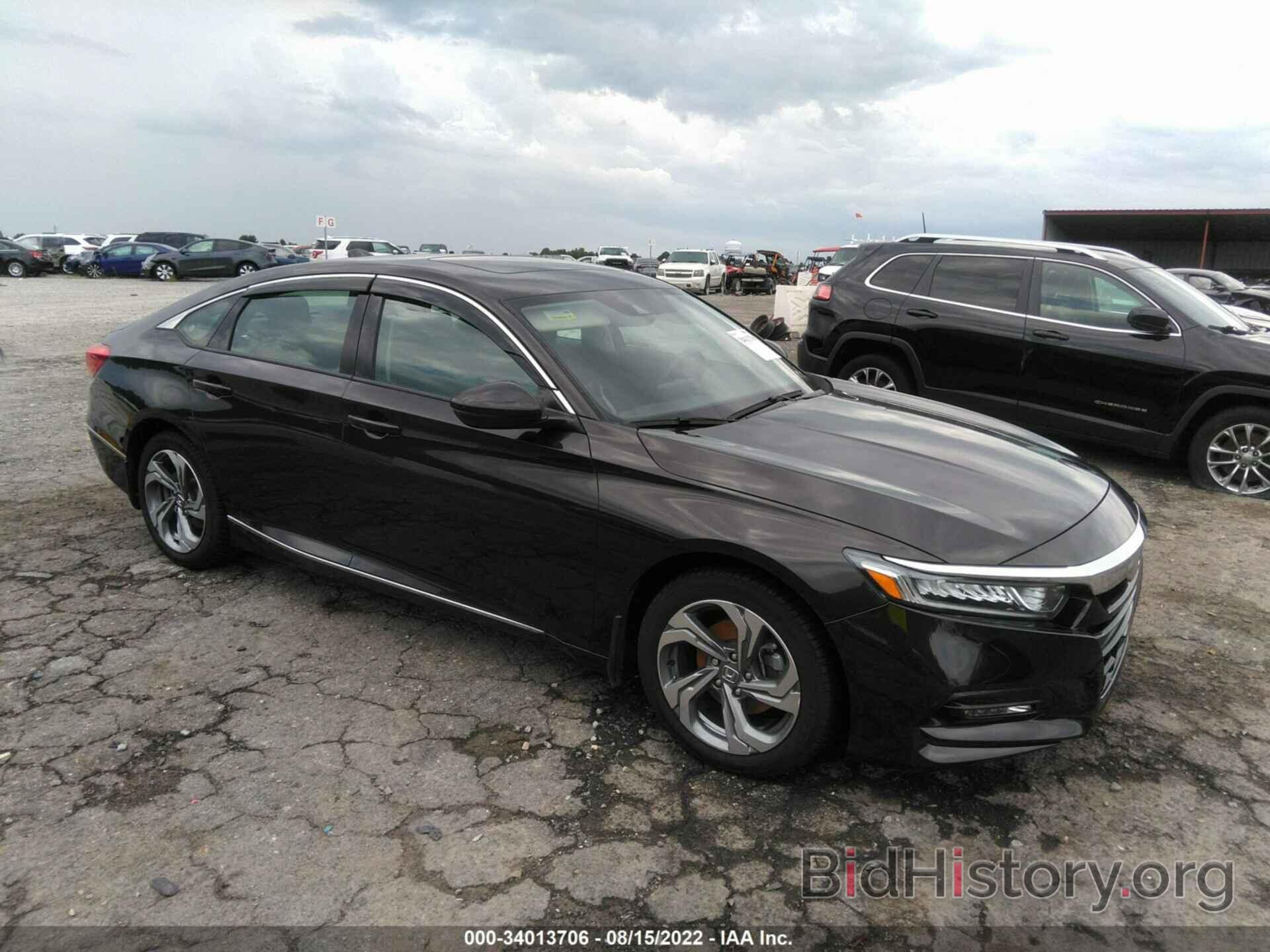 Фотография 1HGCV1F5XJA096529 - HONDA ACCORD SEDAN 2018