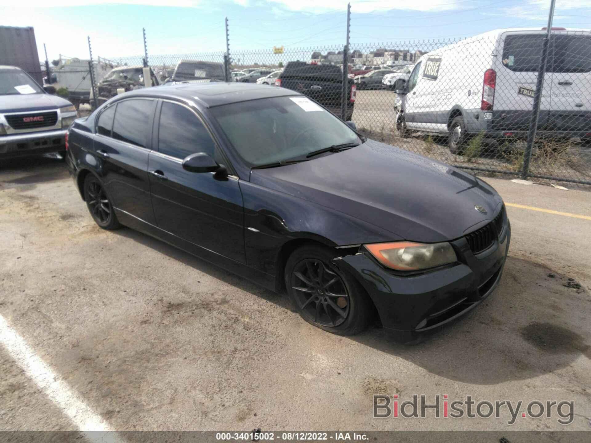 Photo WBAVC53548F010523 - BMW 3 SERIES 2008