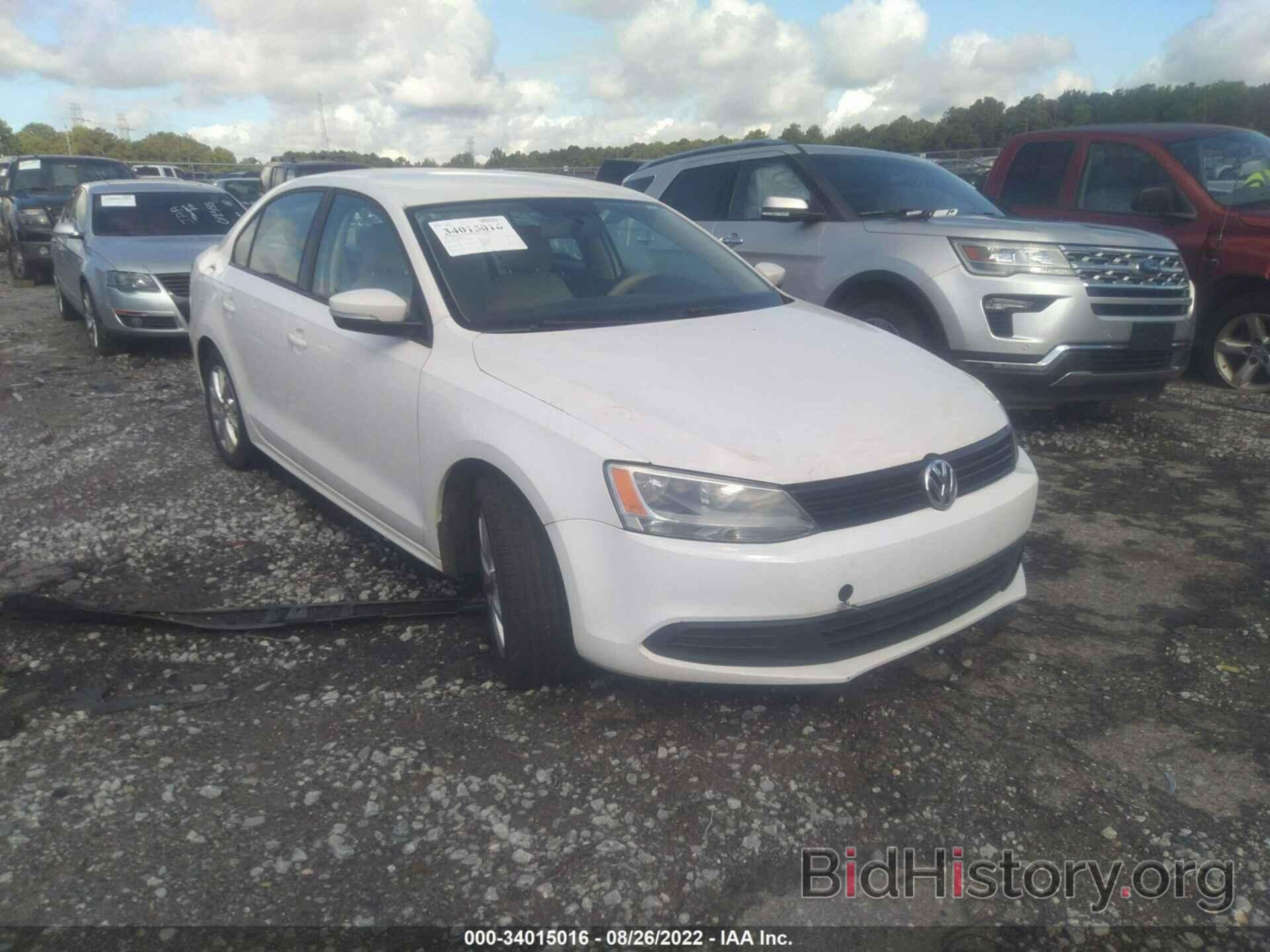 Photo 3VWDX7AJ4BM353741 - VOLKSWAGEN JETTA SEDAN 2011