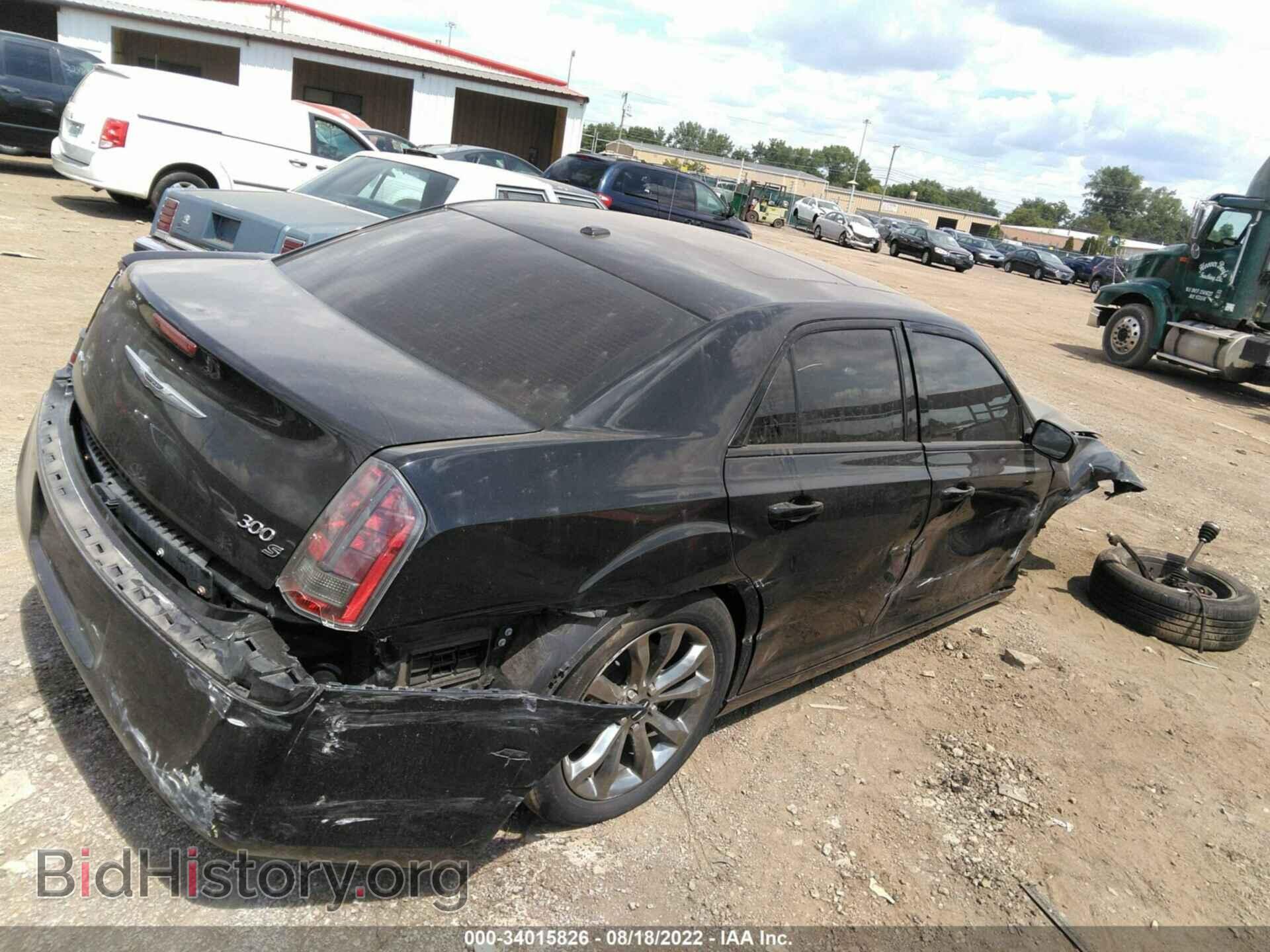 2014 CHRYSLER 300 - VIN: 2C3CCAGG2EH355997 - Фото 4