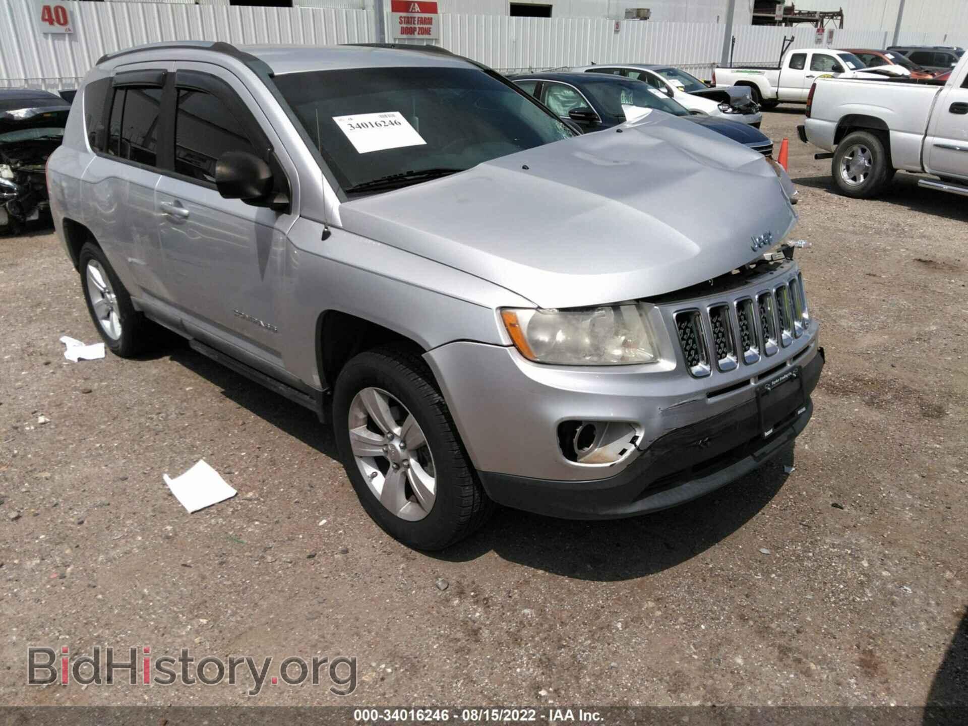 Photo 1J4NT1FA2BD138986 - JEEP COMPASS 2011