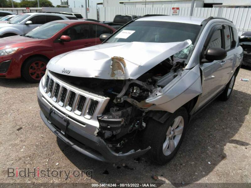 2011 Jeep COMPASS (VIN 1J4NT1FA2BD138986) — фото 7 из 11