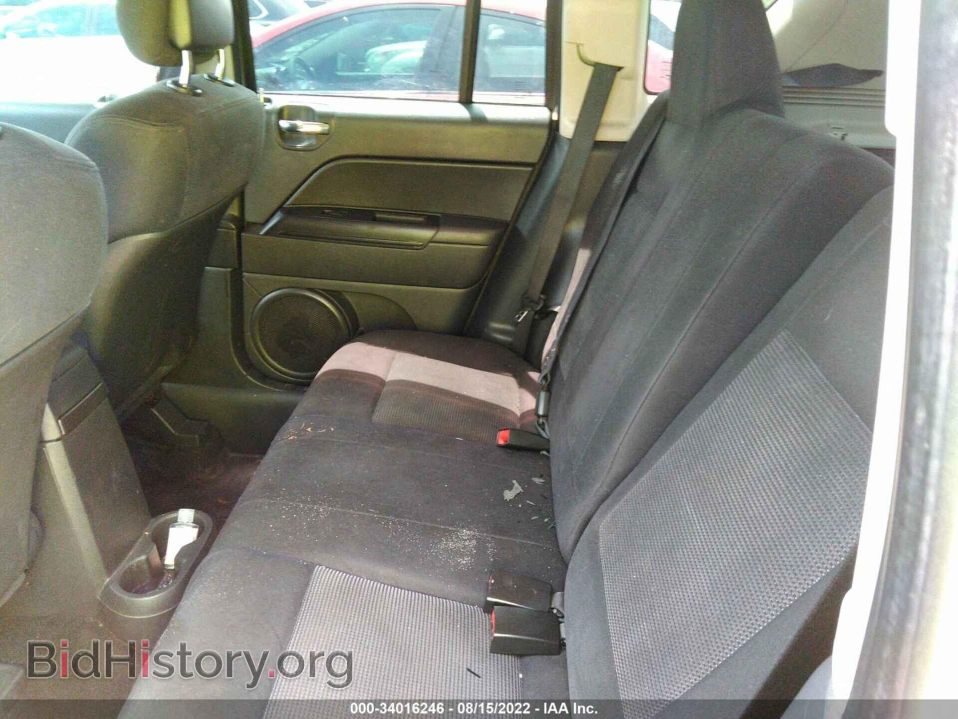 2011 JEEP COMPASS - VIN: 1J4NT1FA2BD138986 - Photo 8