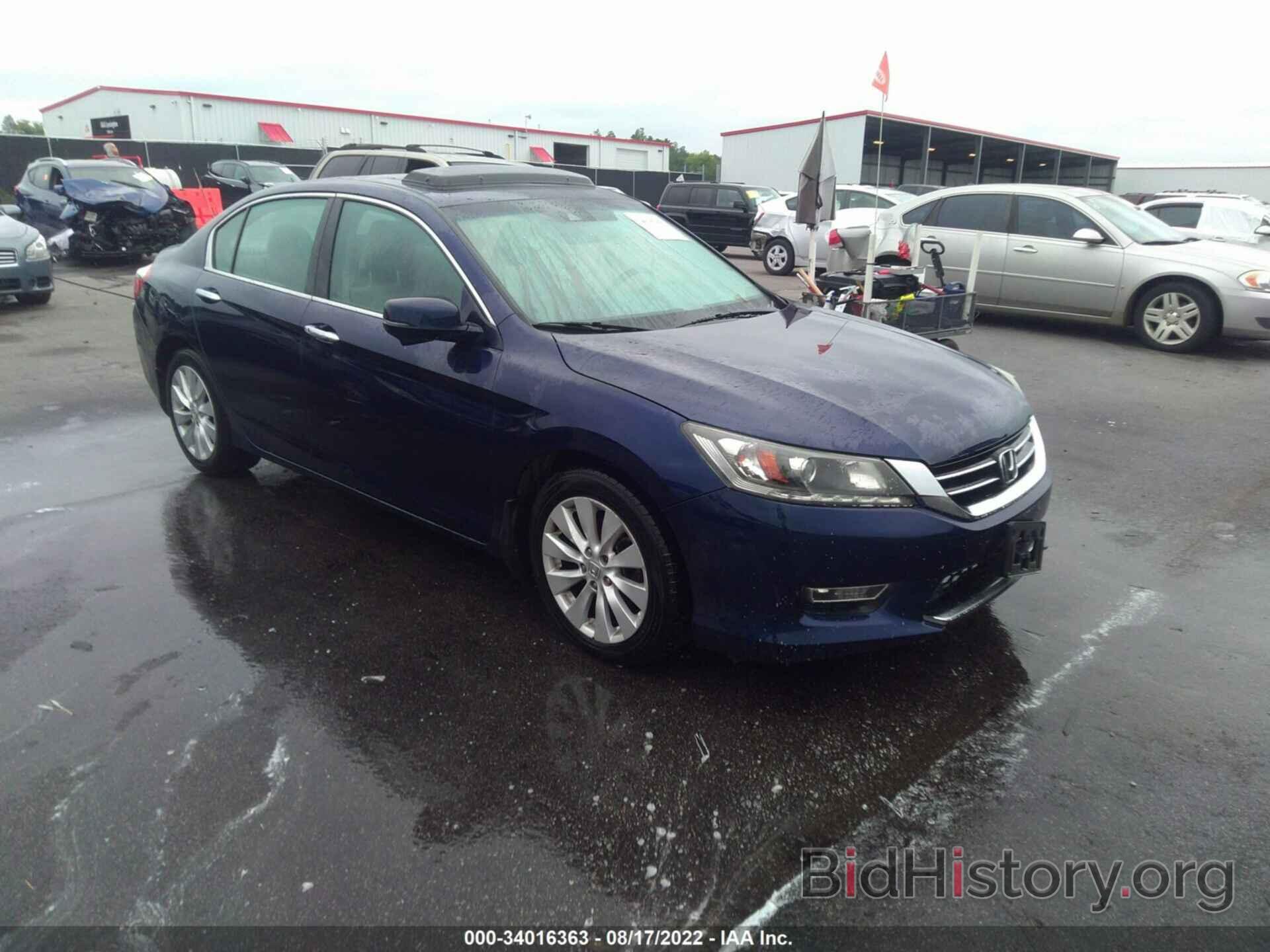 Photo 1HGCR3F86DA008428 - HONDA ACCORD SDN 2013