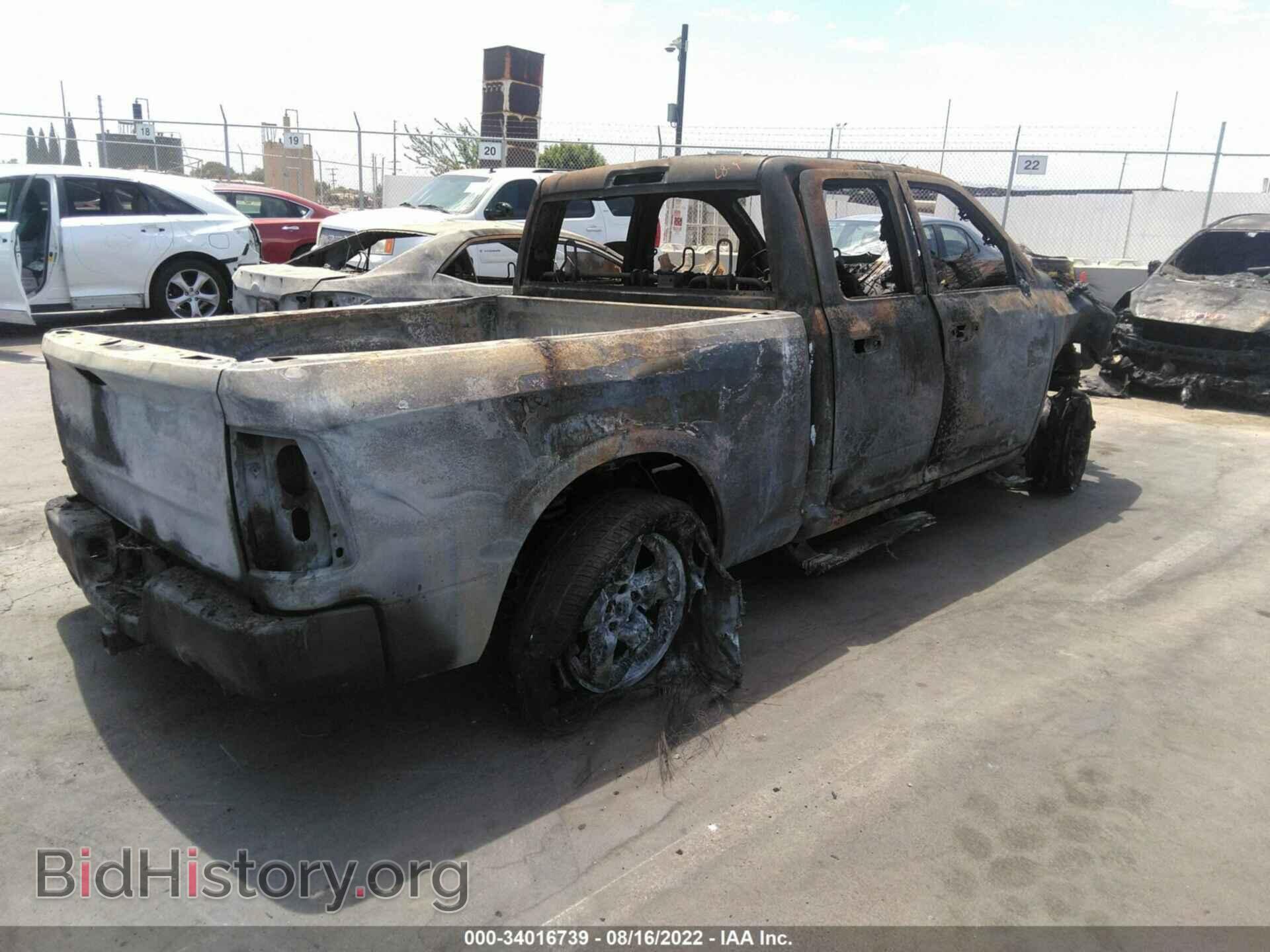 2018 RAM 1500 - VIN: 1C6RR6FT5JS280514 - Фото 4