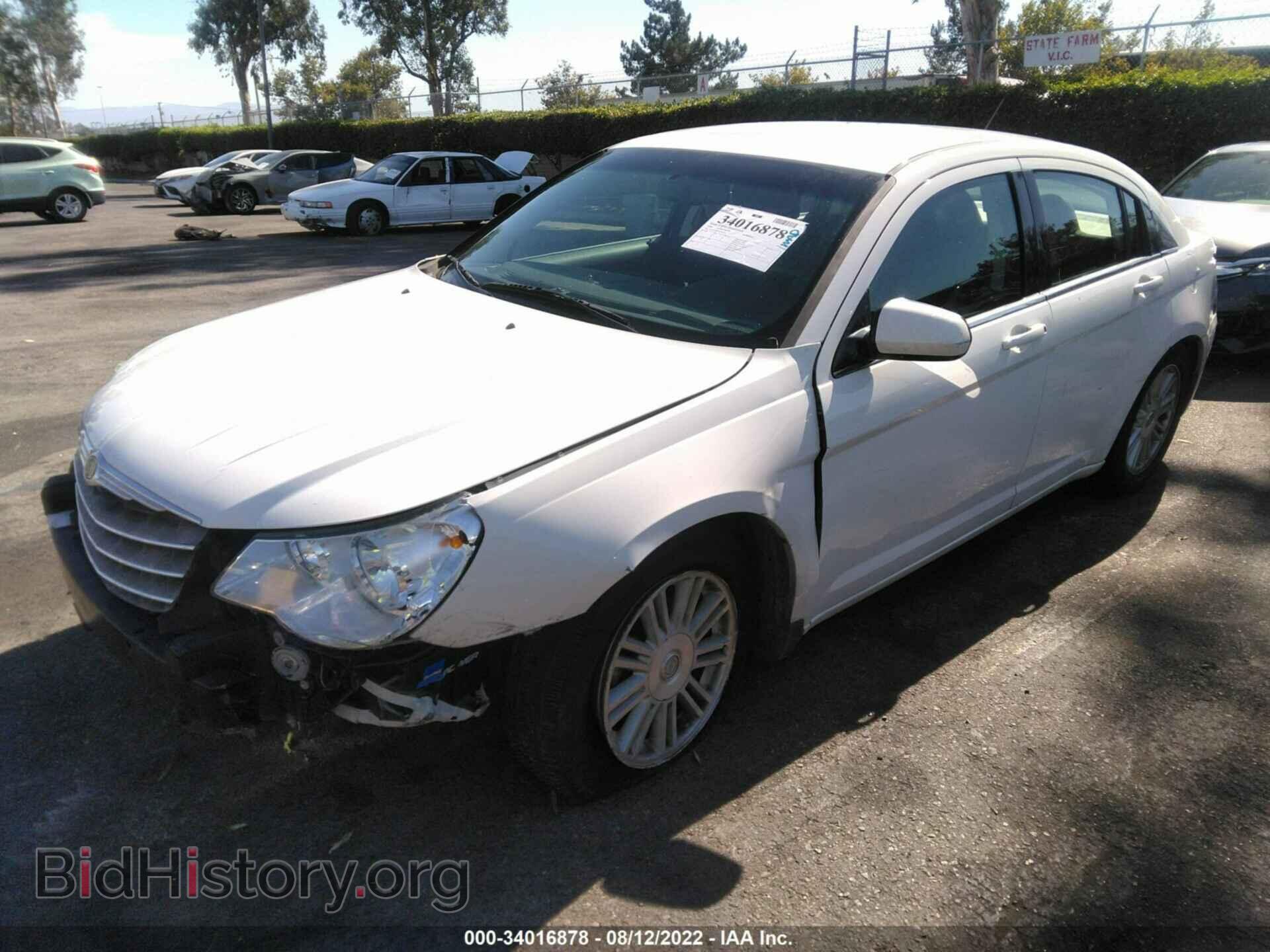 2009 CHRYSLER SEBRING - VIN: 1C3LC56B79N507945 - Фото 2