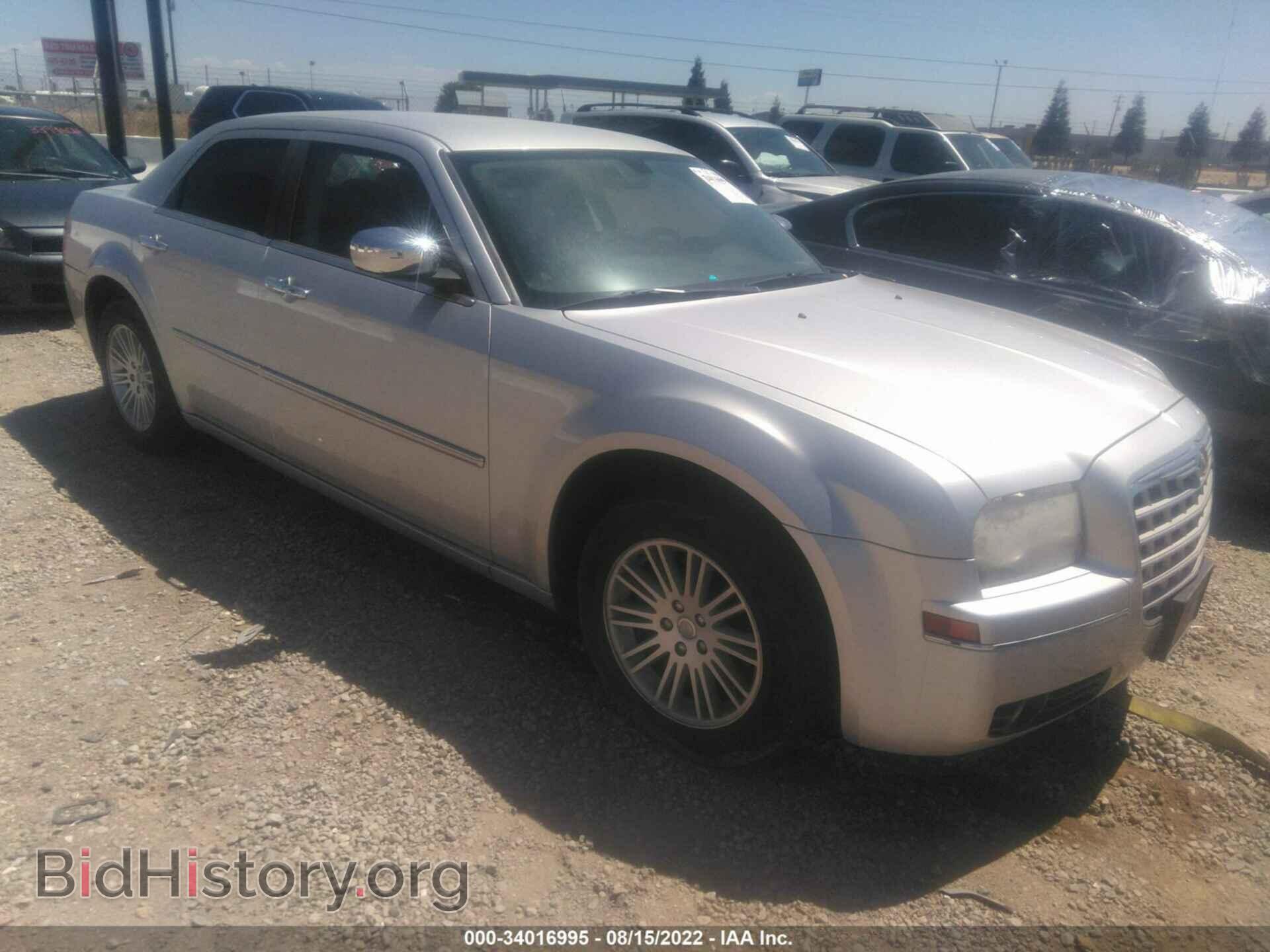 Photo 2C3CA5CV9AH119374 - CHRYSLER 300 2010