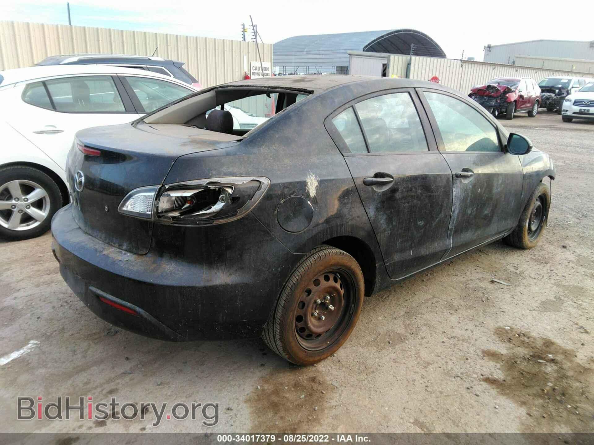 2010 MAZDA MAZDA3 - VIN: JM1BL1SFXA1352599 - Фото 4