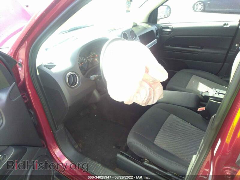 2014 Jeep COMPASS (VIN 1C4NJCBA8ED749607) — photo 5 of 11