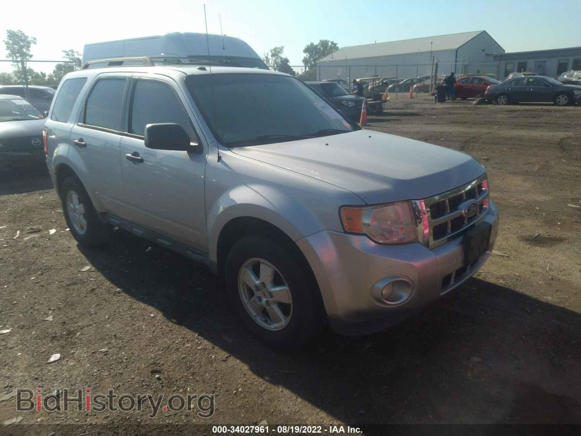 Фотография 1FMCU0D76BKB23751 - FORD ESCAPE 2011