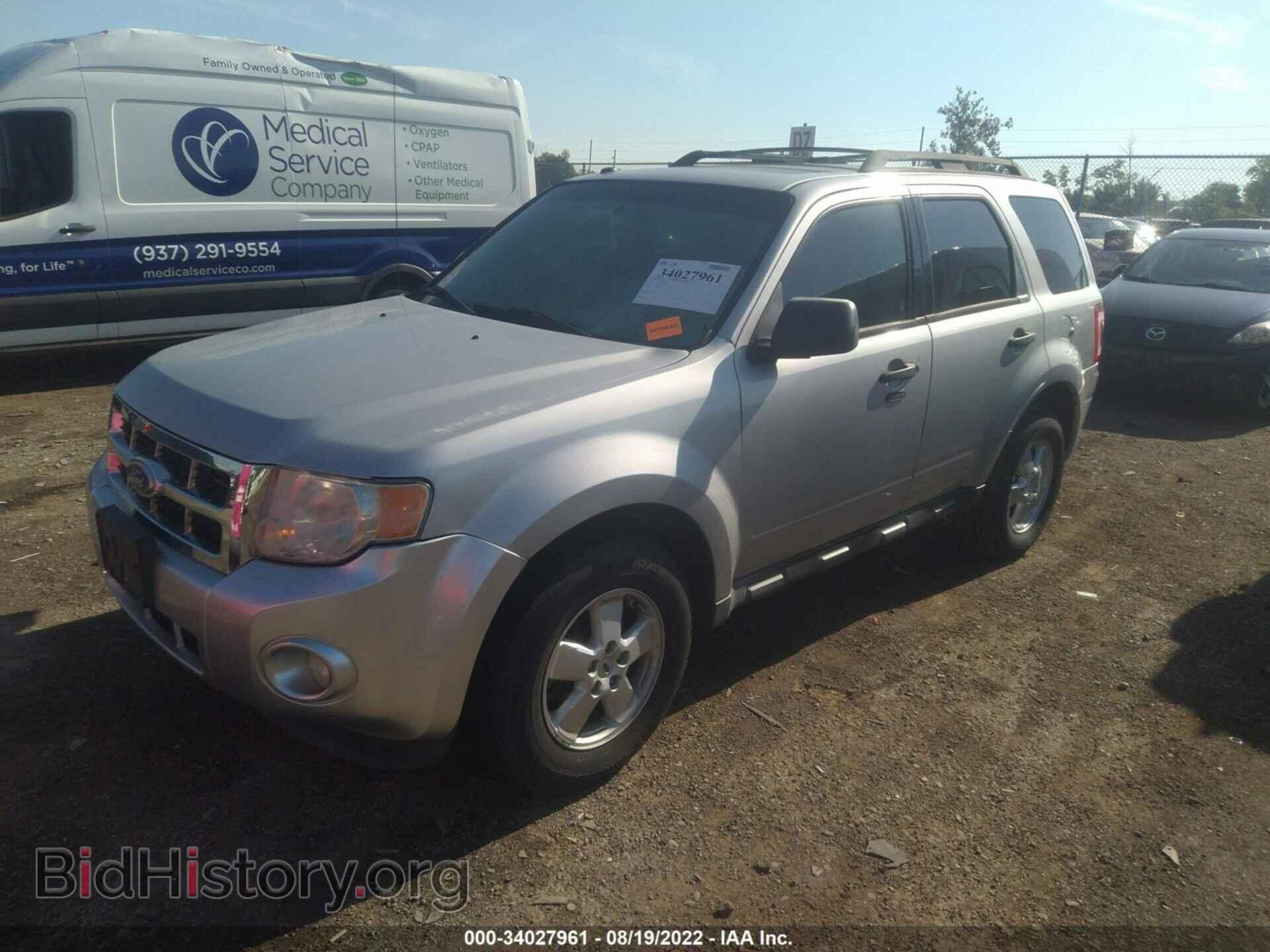 2011 FORD ESCAPE - VIN: 1FMCU0D76BKB23751 - Photo 2