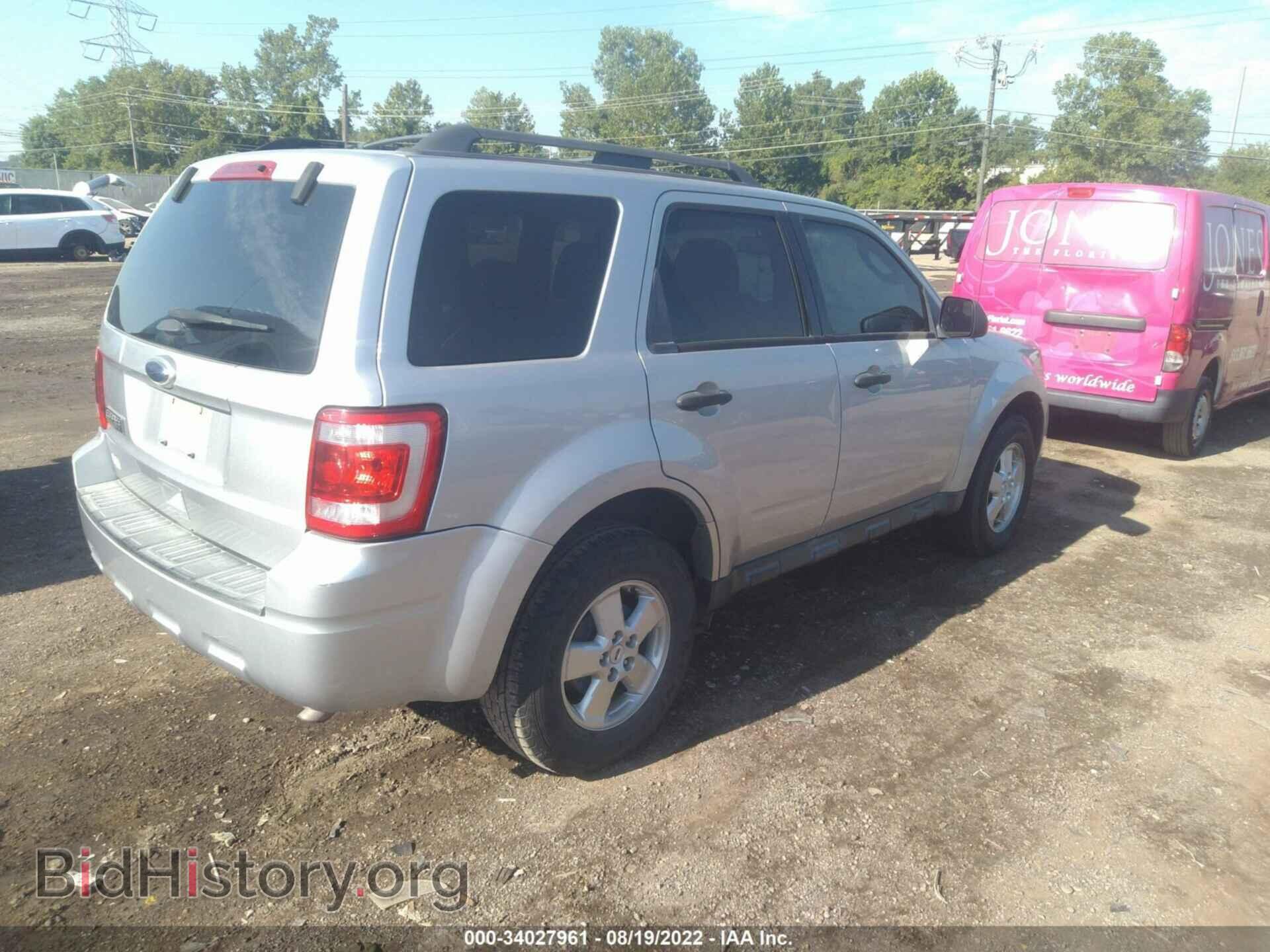 2011 FORD ESCAPE - VIN: 1FMCU0D76BKB23751 - Photo 4