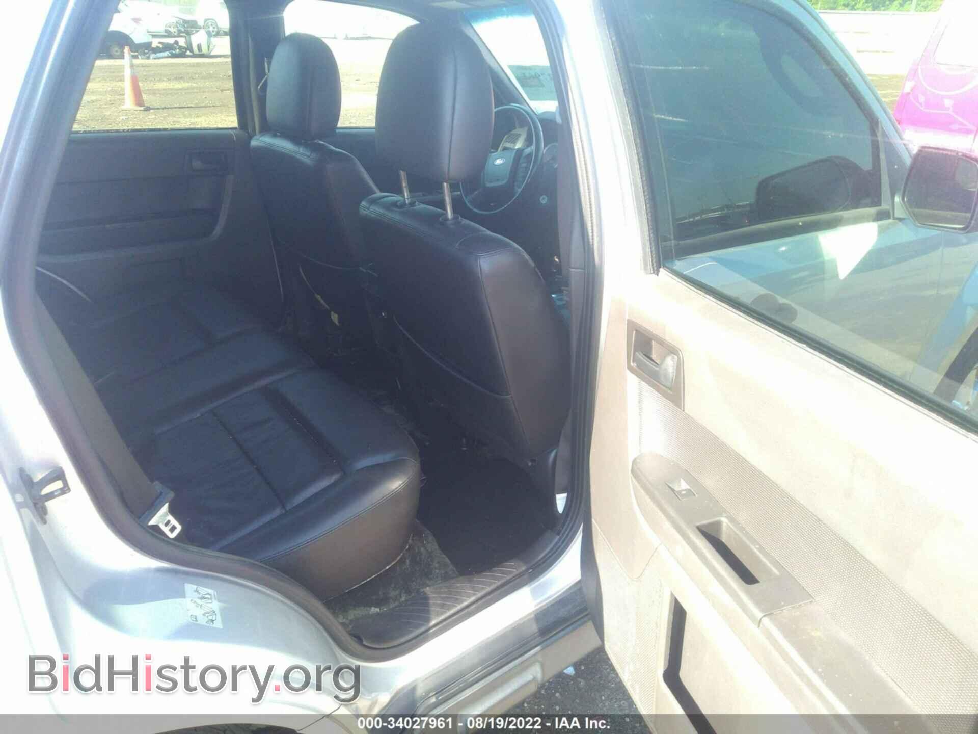 2011 FORD ESCAPE - VIN: 1FMCU0D76BKB23751 - Photo 8