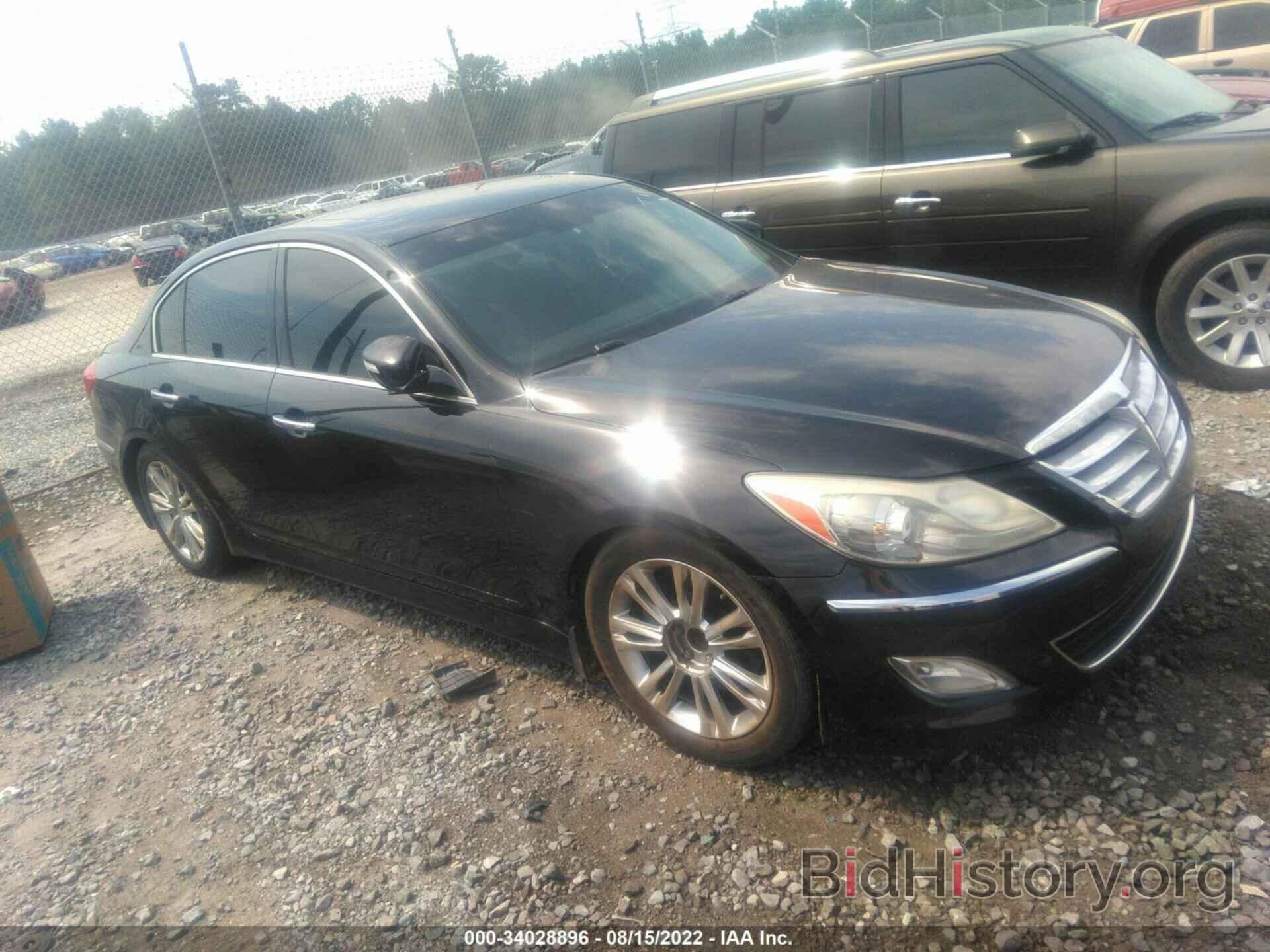 Photo KMHGC4DD9DU228261 - HYUNDAI GENESIS 2013