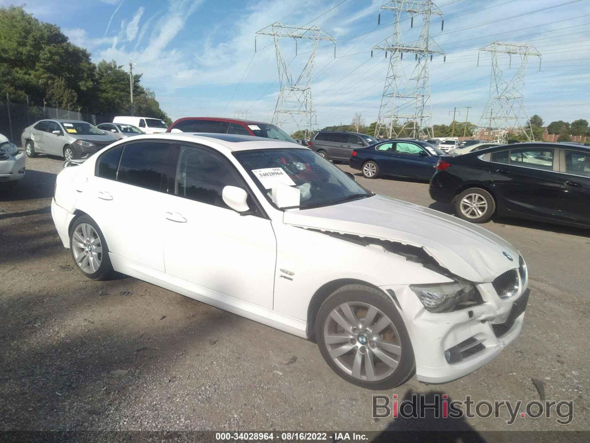 Photo WBAPL5C54BA742387 - BMW 3 SERIES 2011