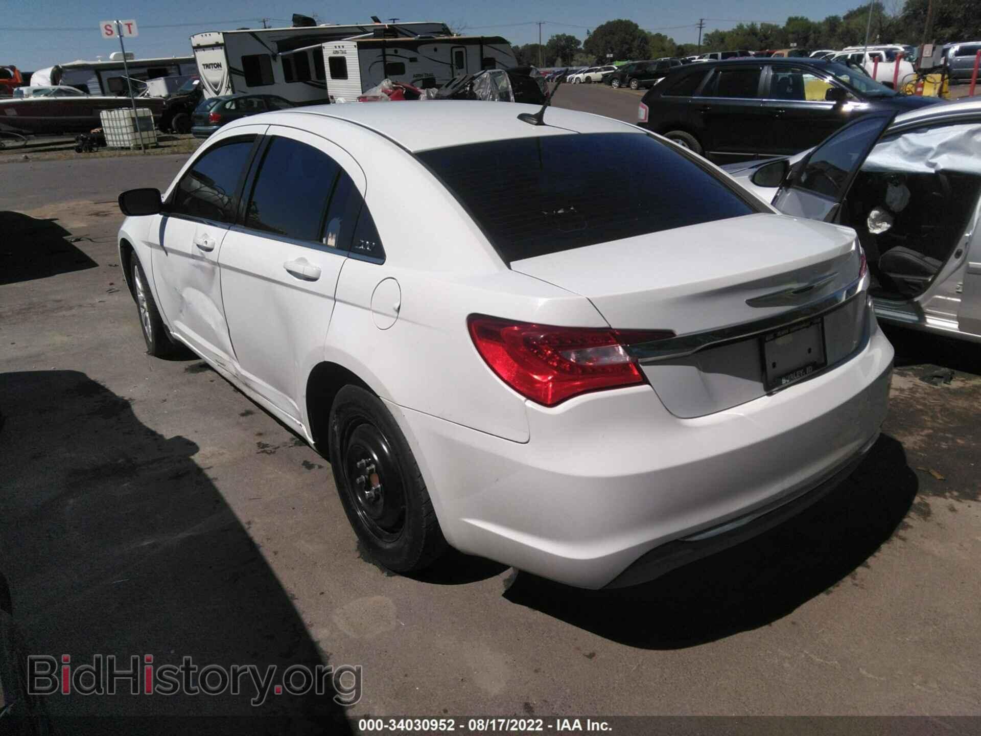 2011 CHRYSLER 200 - VIN: 1C3BC4FB5BN547632 - Photo 3