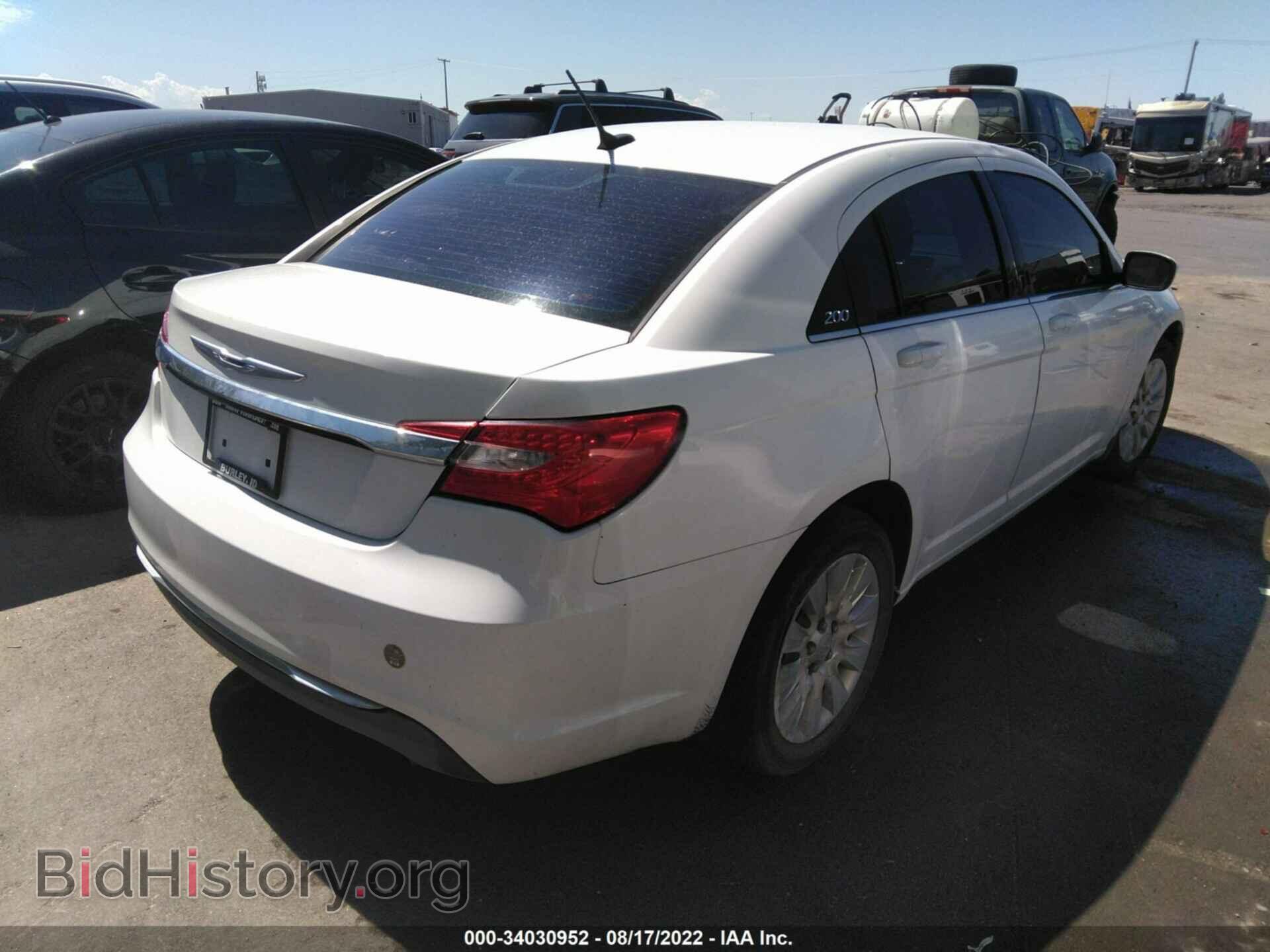 2011 CHRYSLER 200 - VIN: 1C3BC4FB5BN547632 - Photo 4