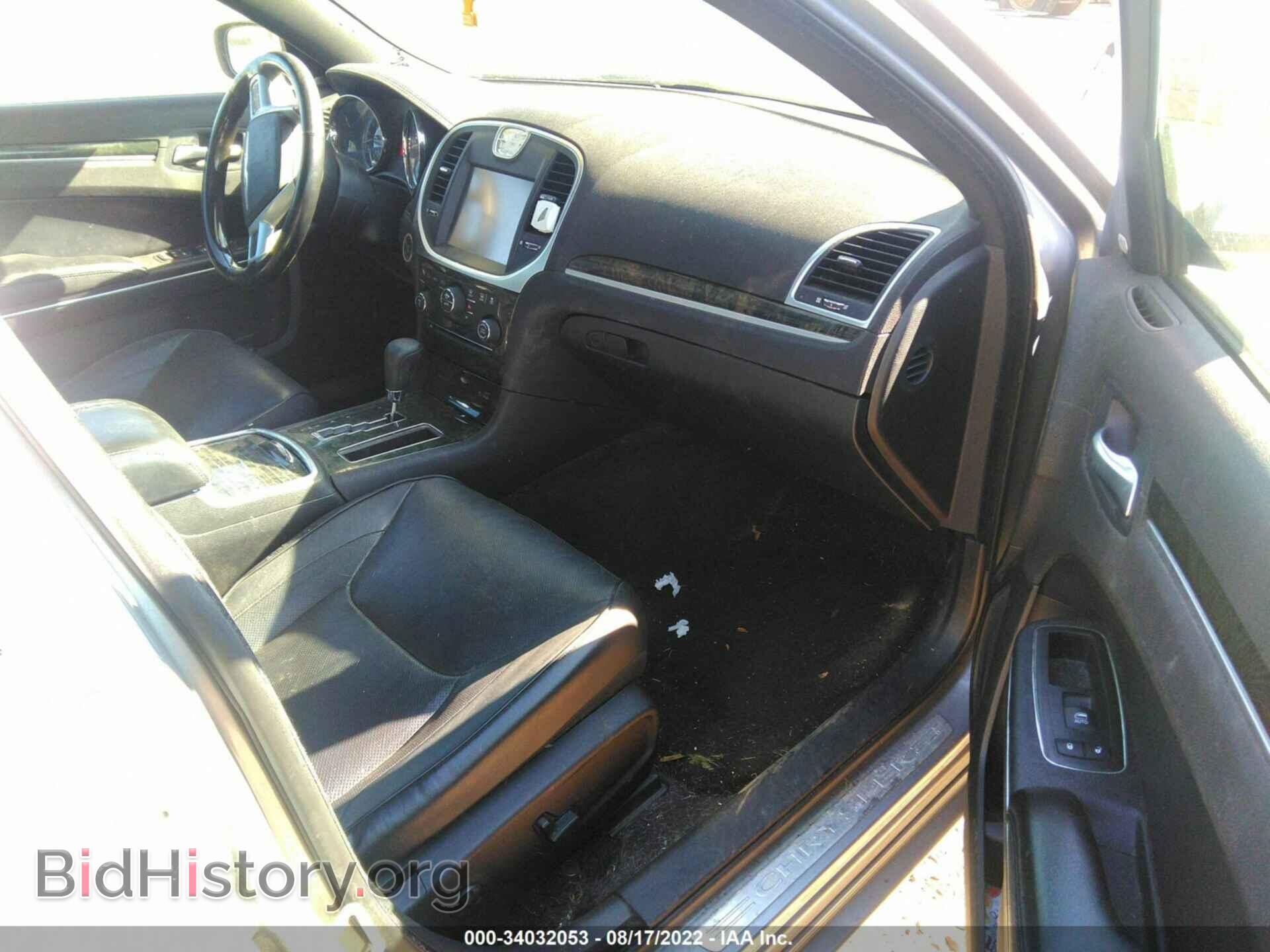 2011 CHRYSLER 300 - VIN: 2C3CA6CT6BH558862 - Фото 5