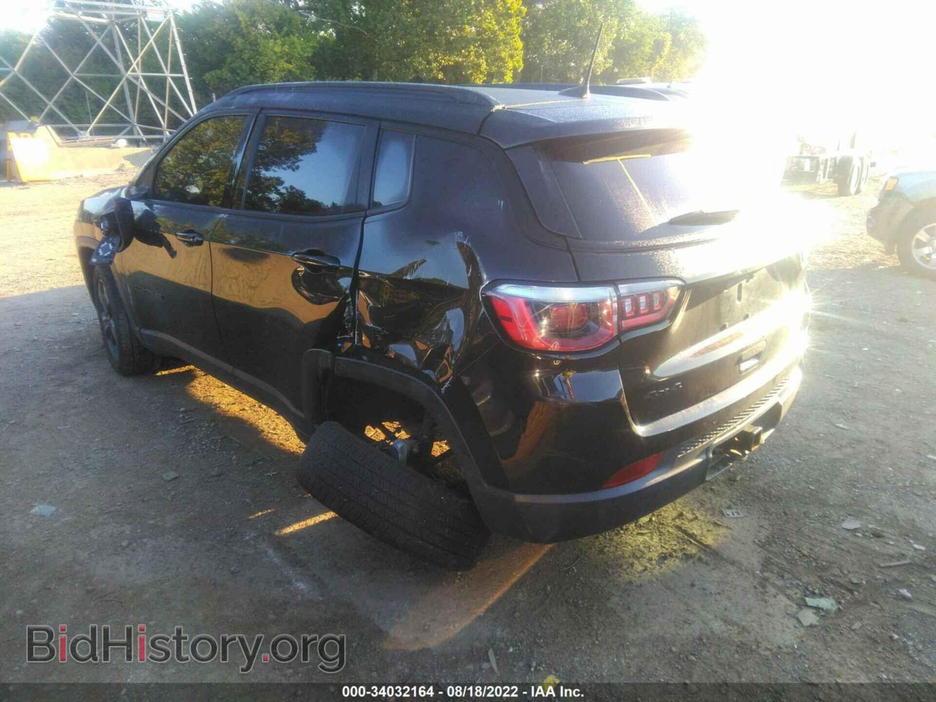 2018 JEEP COMPASS - VIN: 3C4NJDBB5JT409852 - Фото 3