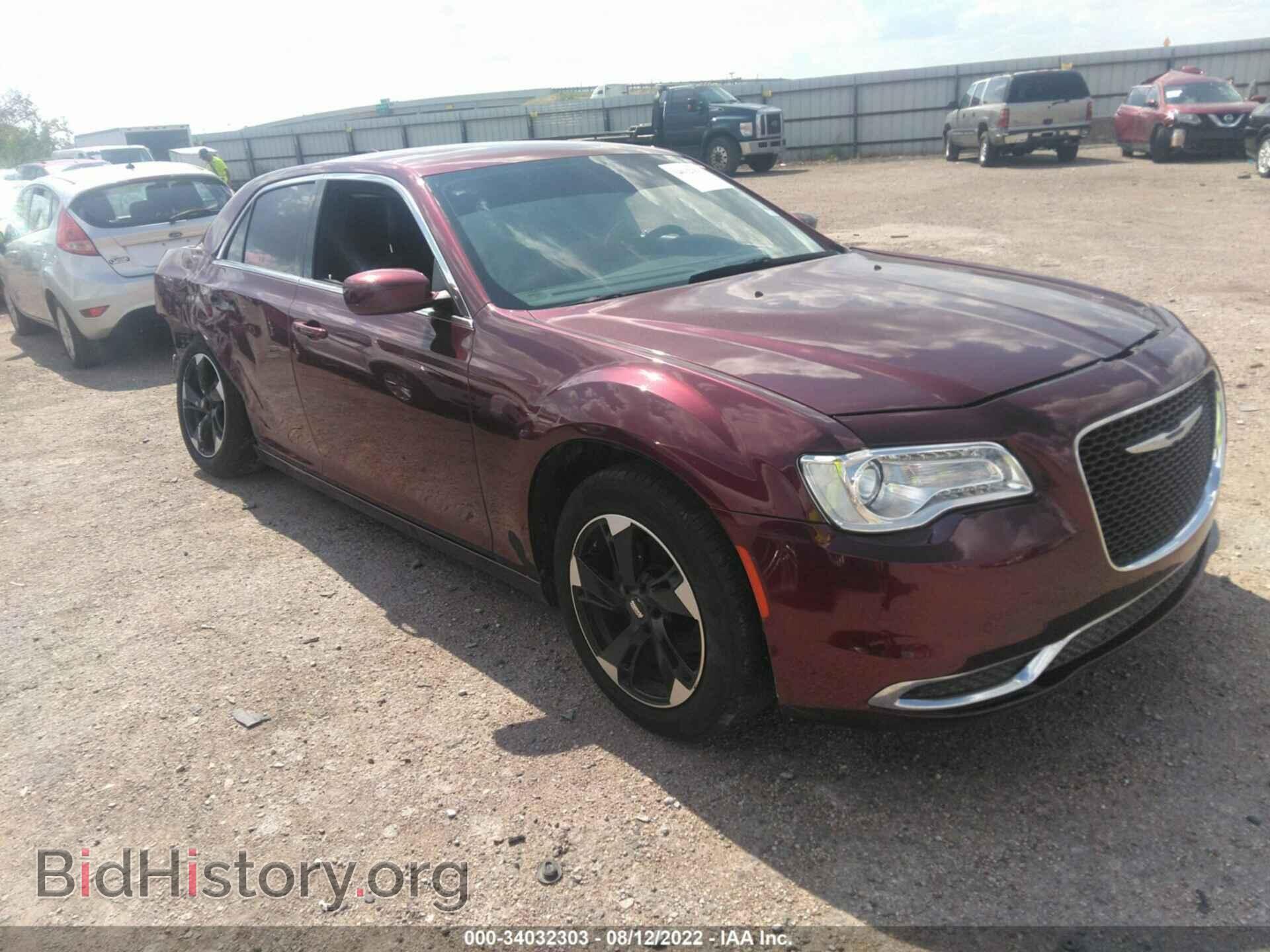 Фотография 2C3CCAAG5GH181273 - CHRYSLER 300 2016