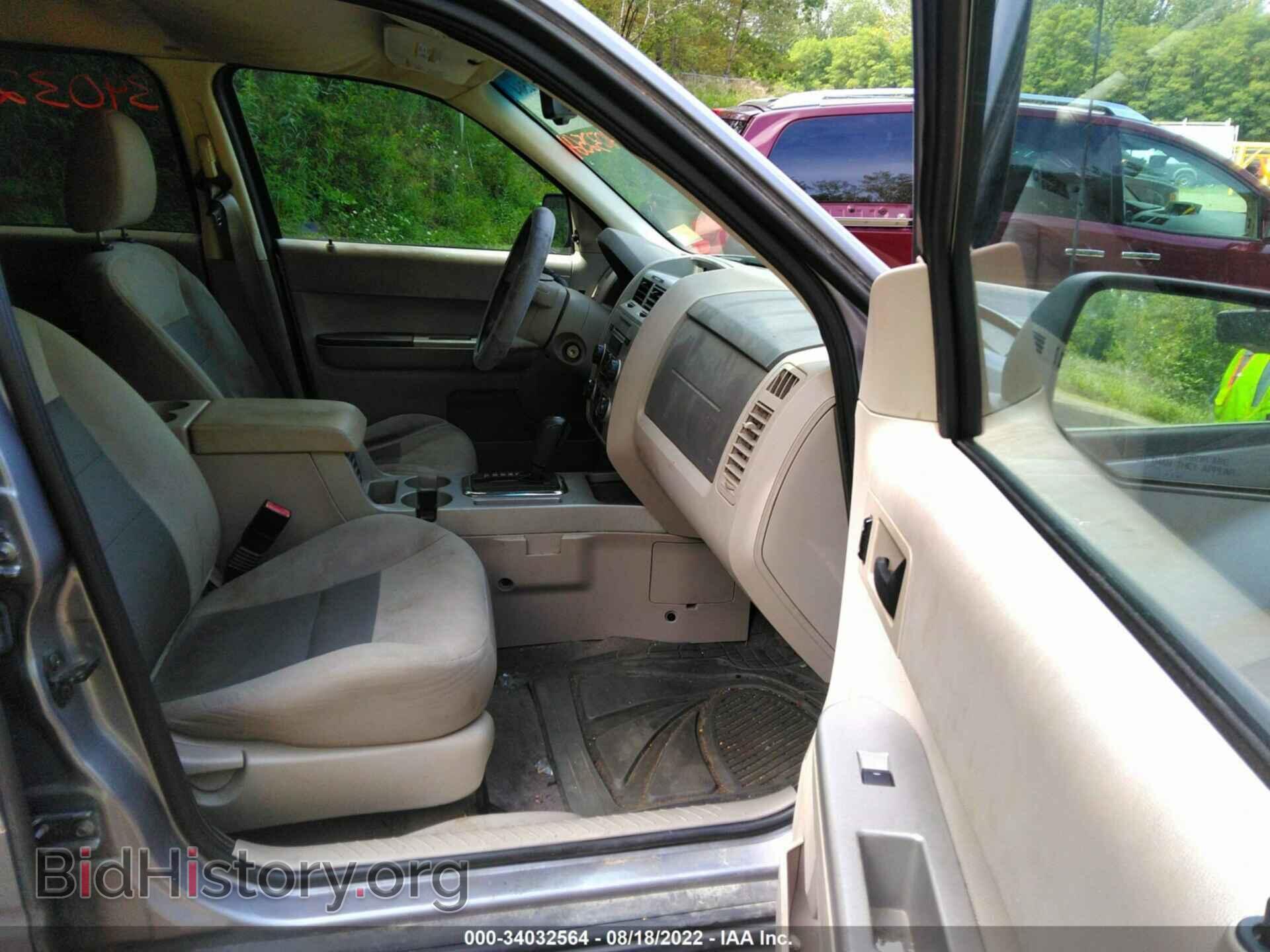 2008 FORD ESCAPE - VIN: 1FMCU93178KB93320 - Photo 5