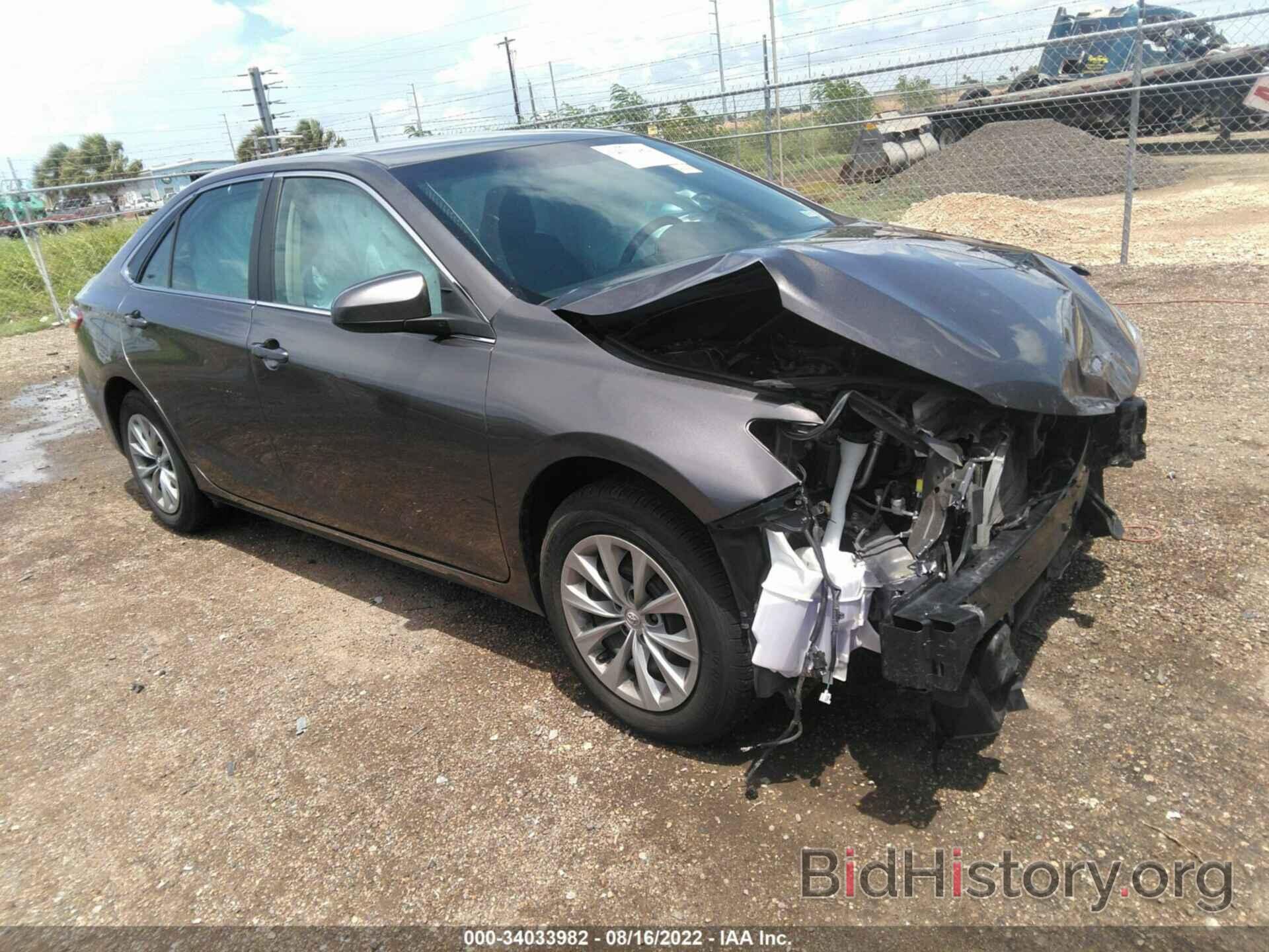 Photo 4T1BF1FK4HU385665 - TOYOTA CAMRY 2017