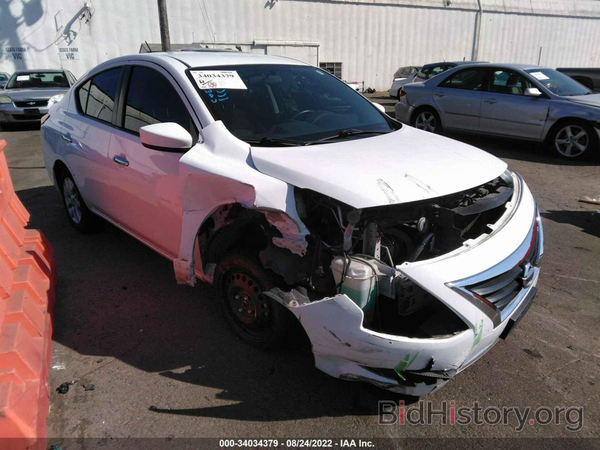 Photo 3N1CN7AP4JL838400 - NISSAN VERSA SEDAN 2018