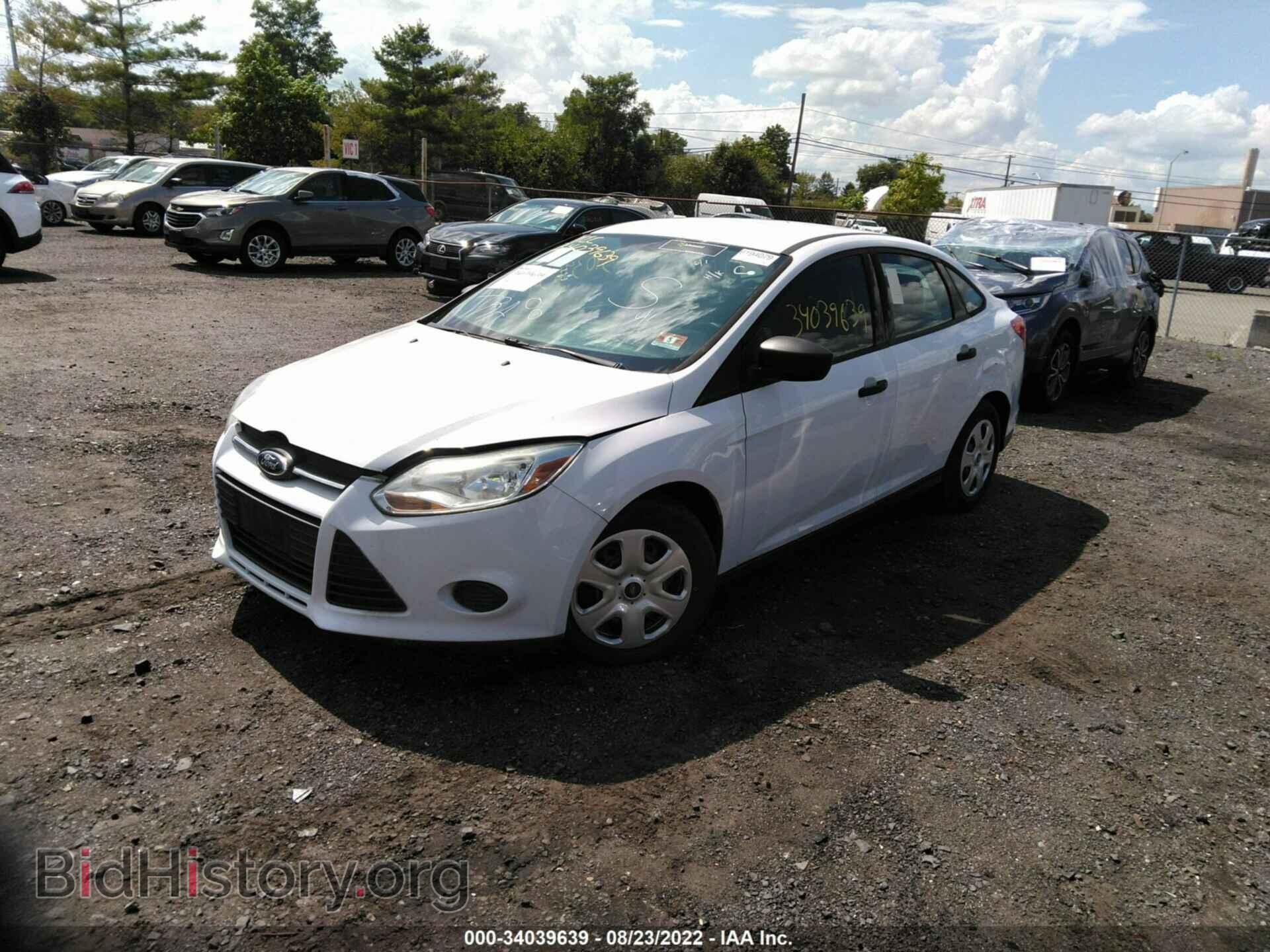 2013 FORD FOCUS - VIN: 1FADP3E22DL258863 - Фото 2