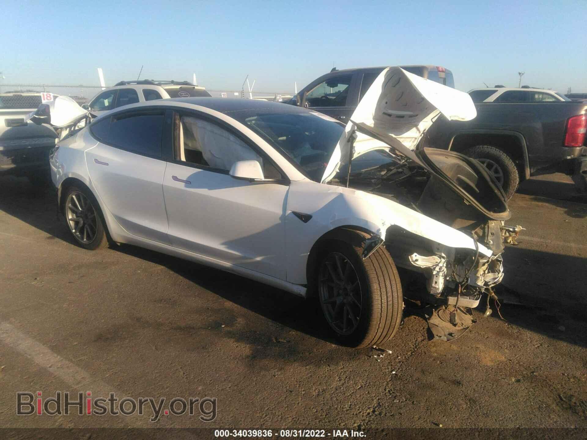 Фотография 5YJ3E1EB3NF106983 - TESLA MODEL 3 2022
