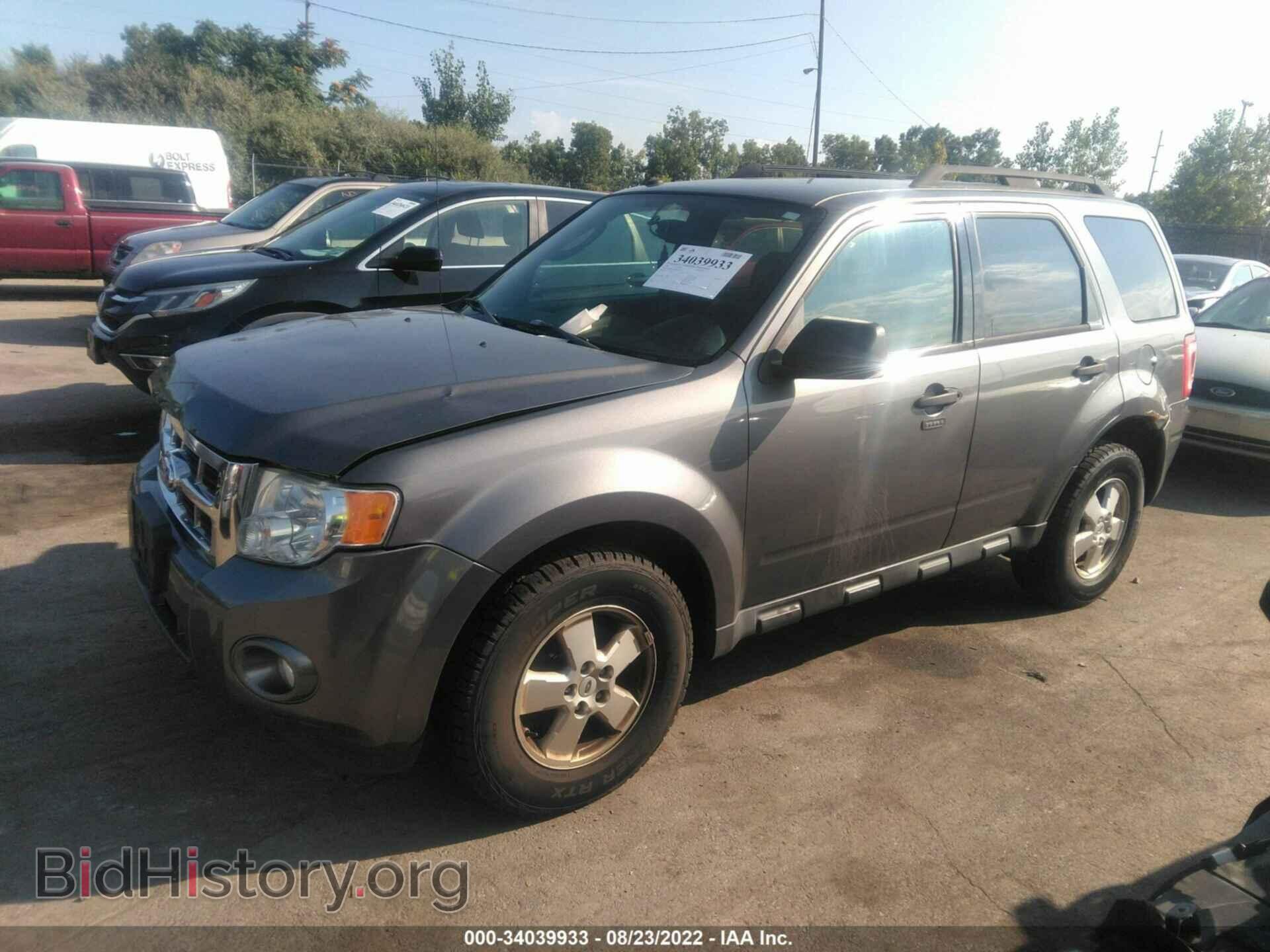 2011 FORD ESCAPE - VIN: 1FMCU9D72BKB65712 - Photo 2