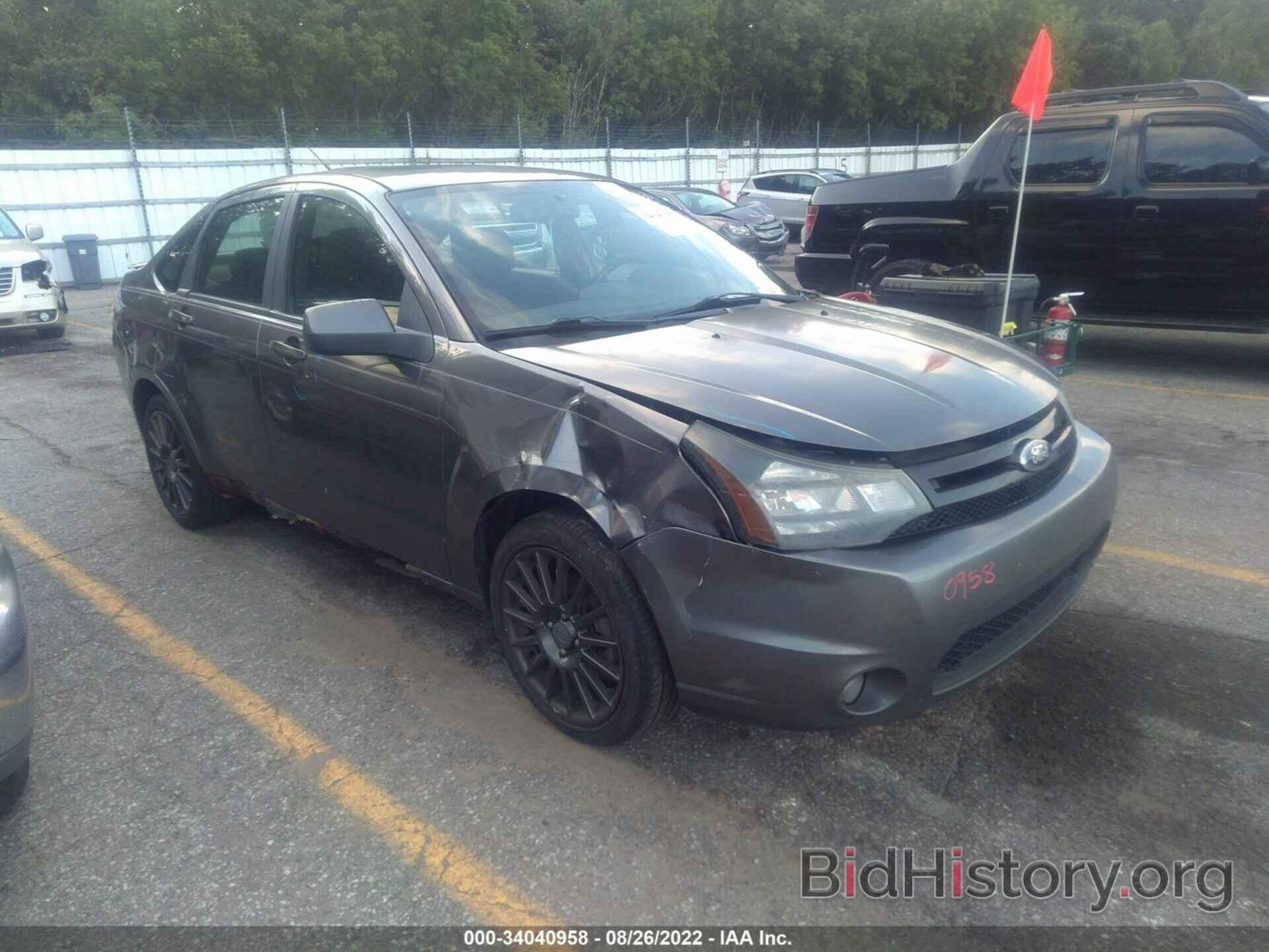 Photo 1FAHP3GN4AW175177 - FORD FOCUS 2010