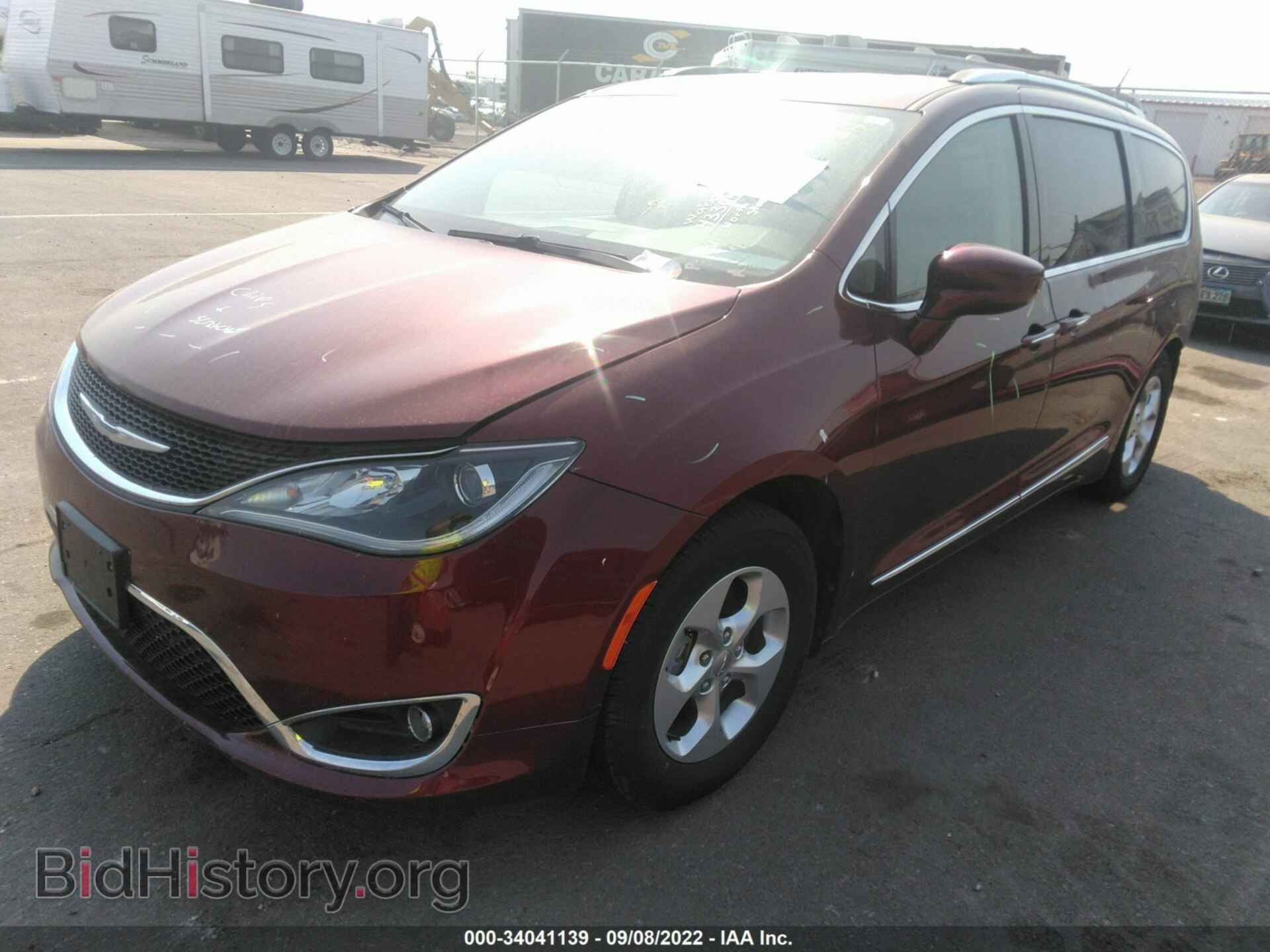 2017 CHRYSLER PACIFICA - VIN: 2C4RC1EGXHR510447 - Photo 2