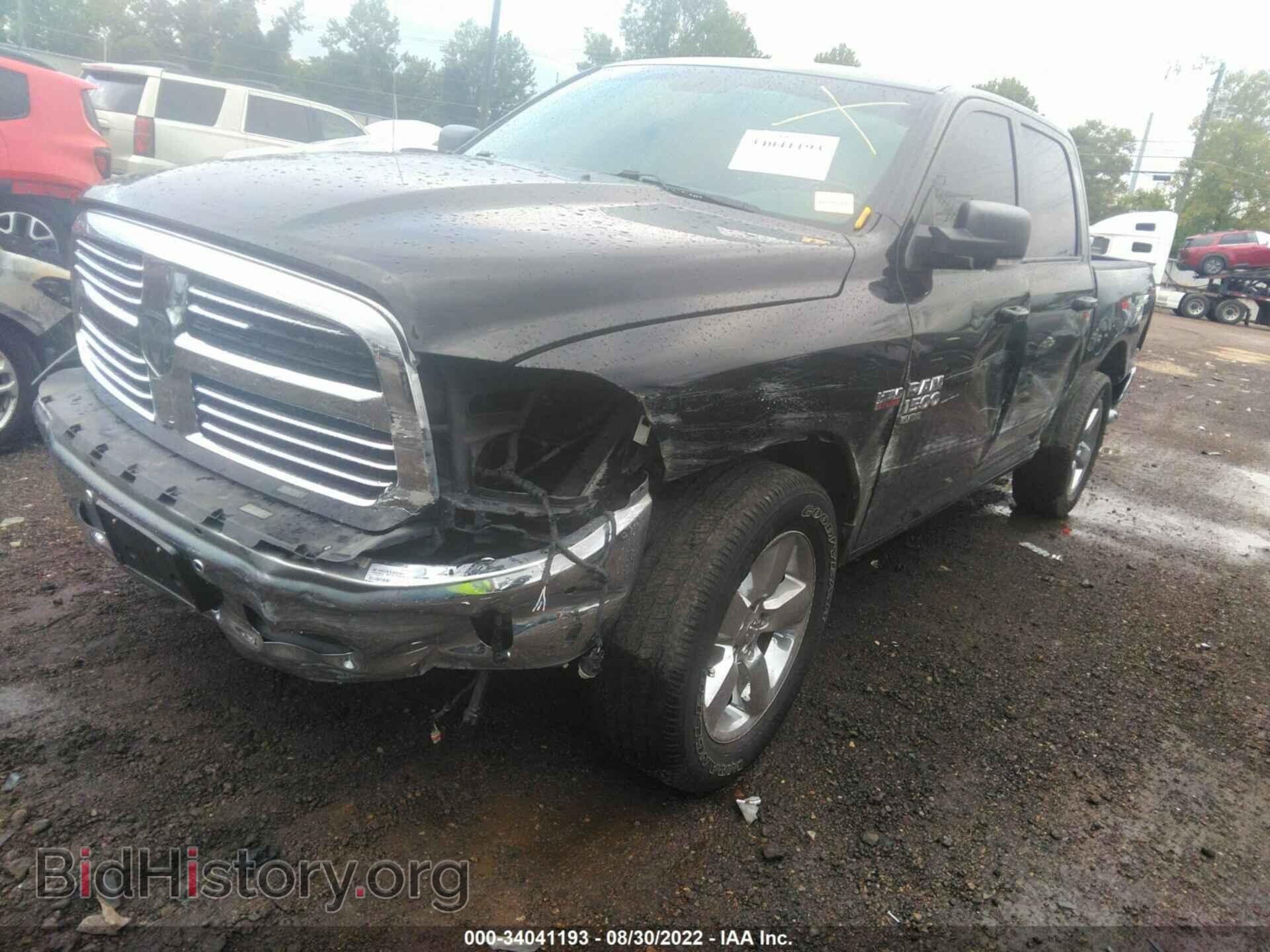 2019 RAM 1500 CLASSIC - VIN: 1C6RR7LT6KS607840 - Фото 2