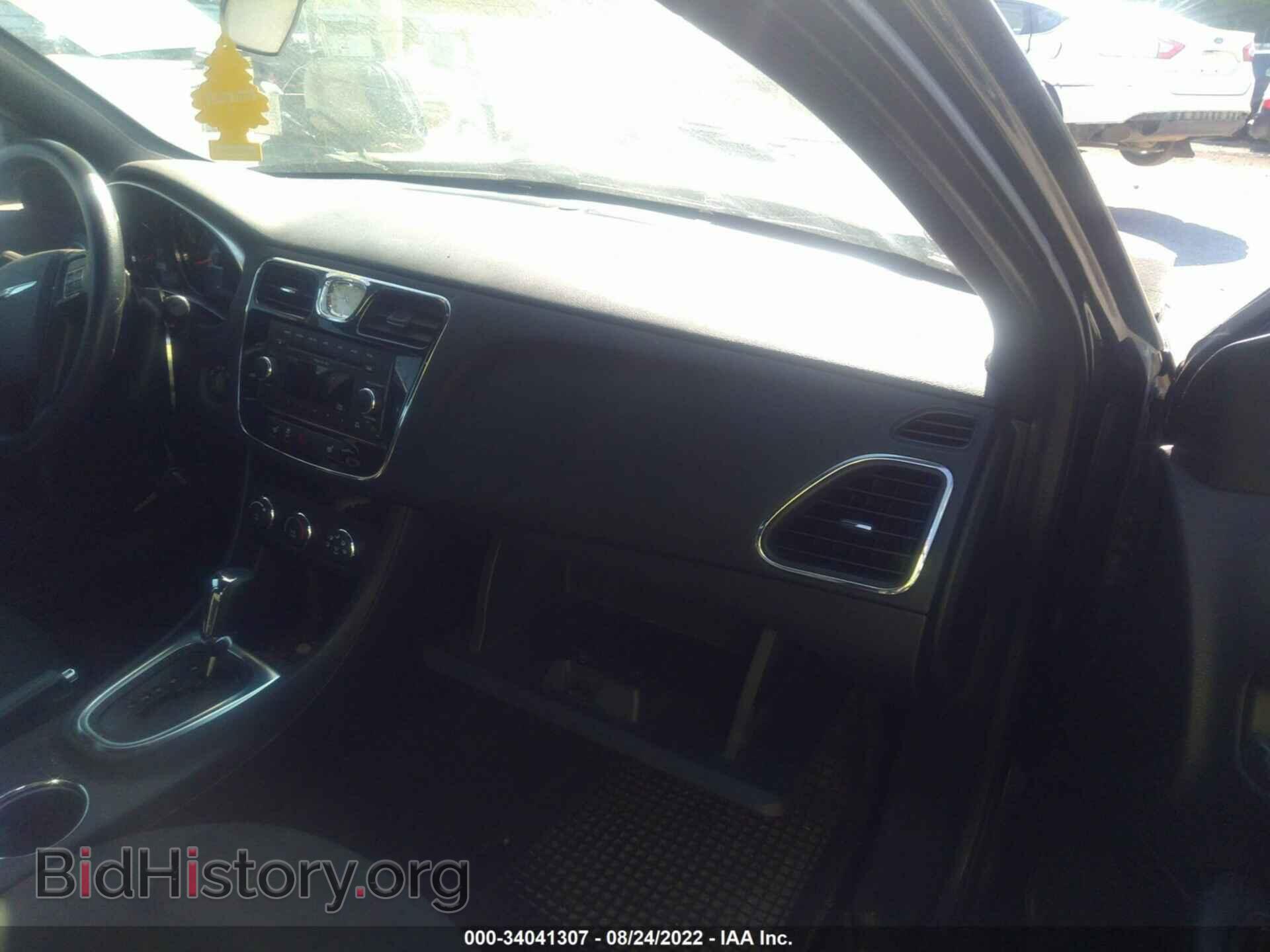 2011 CHRYSLER 200 - VIN: 1C3BC4FB5BN607117 - Photo 5