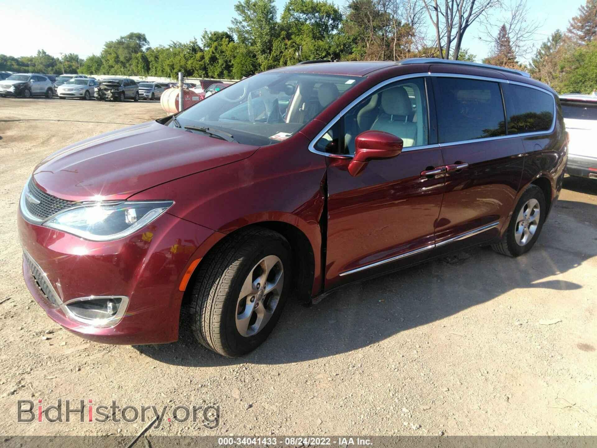 2017 CHRYSLER PACIFICA - VIN: 2C4RC1EG2HR811374 - Фото 2